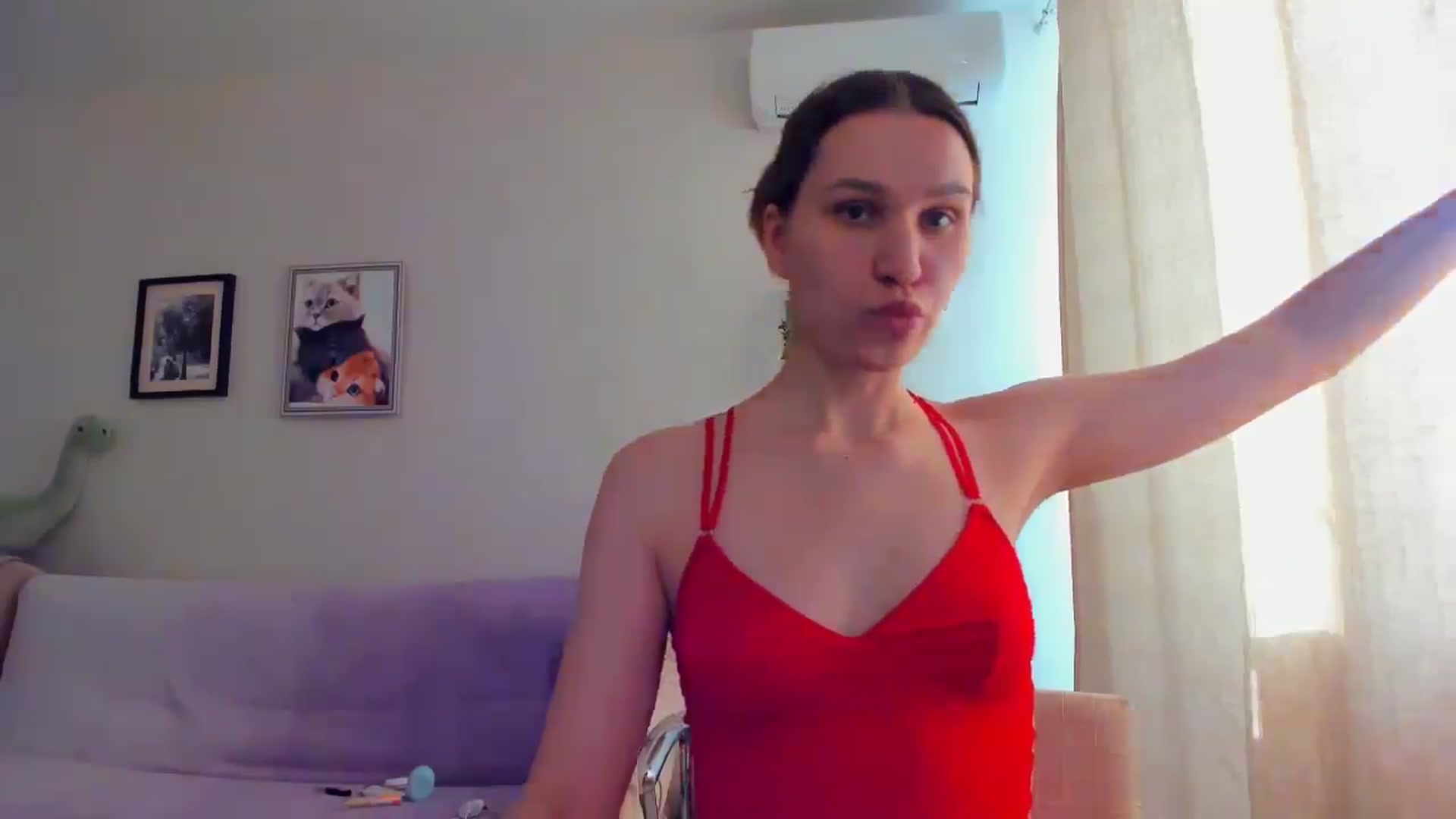Gallery image thumbnail from WaveOfLove's myfreecams stream on, 04/03/2025, 14:41 image 8 of 20
