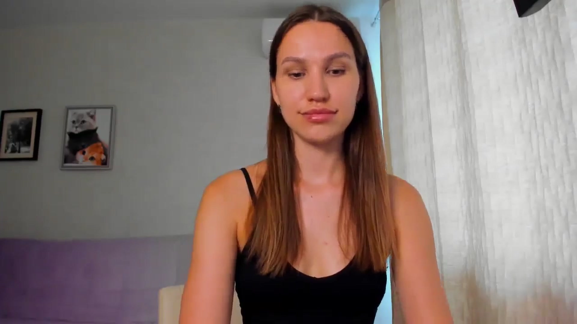 Gallery image thumbnail from WaveOfLove's myfreecams stream on, 06/25/2025, 10:36 image 17 of 20