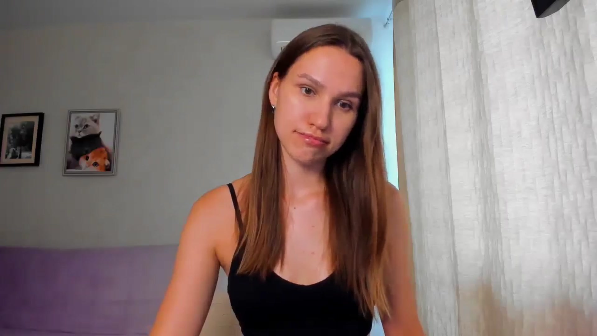 Gallery image thumbnail from WaveOfLove's myfreecams stream on, 06/25/2025, 10:36 image 14 of 20