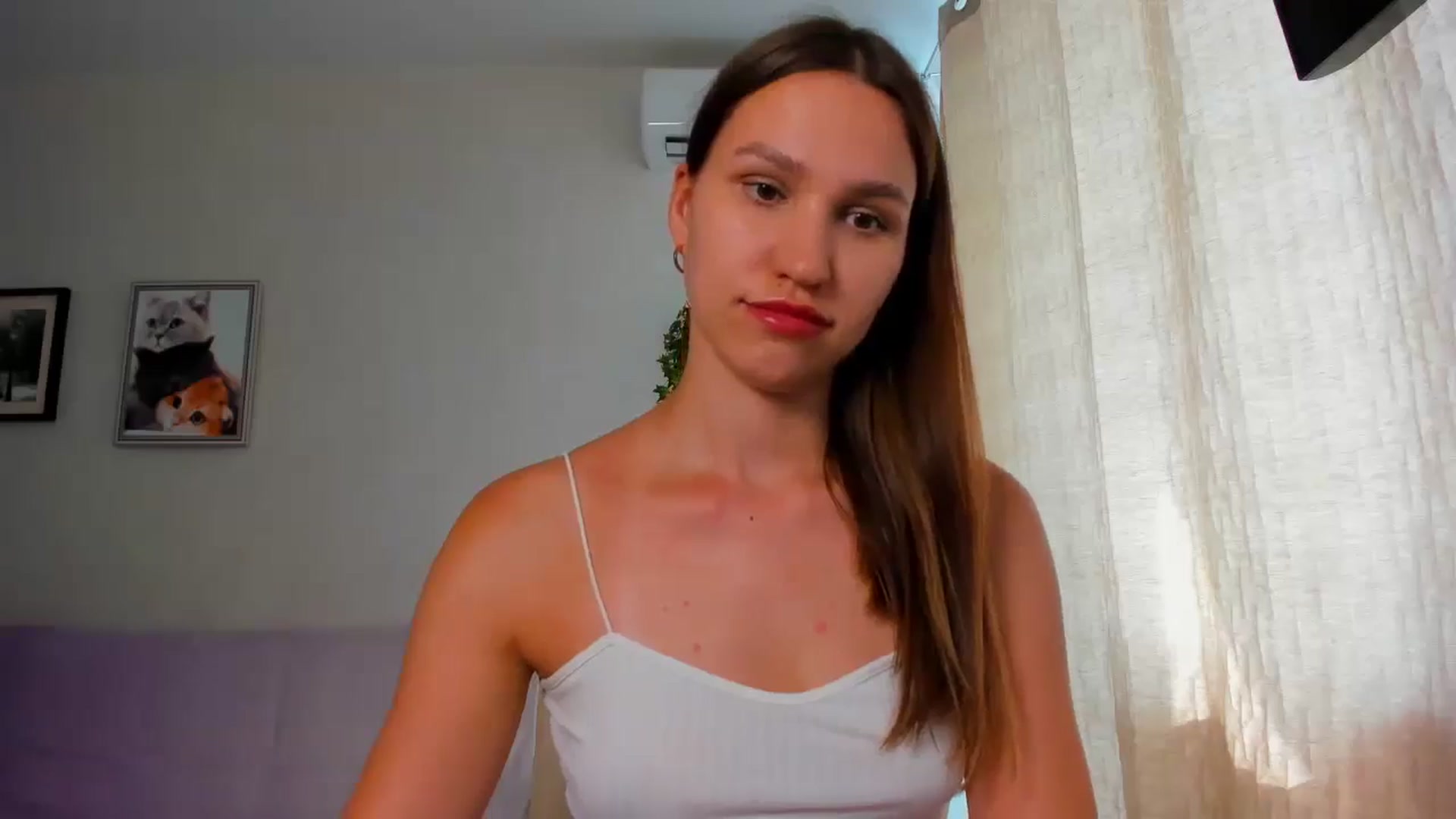 Gallery image thumbnail from WaveOfLove's myfreecams stream on, 07/12/2025, 12:54 image 13 of 20