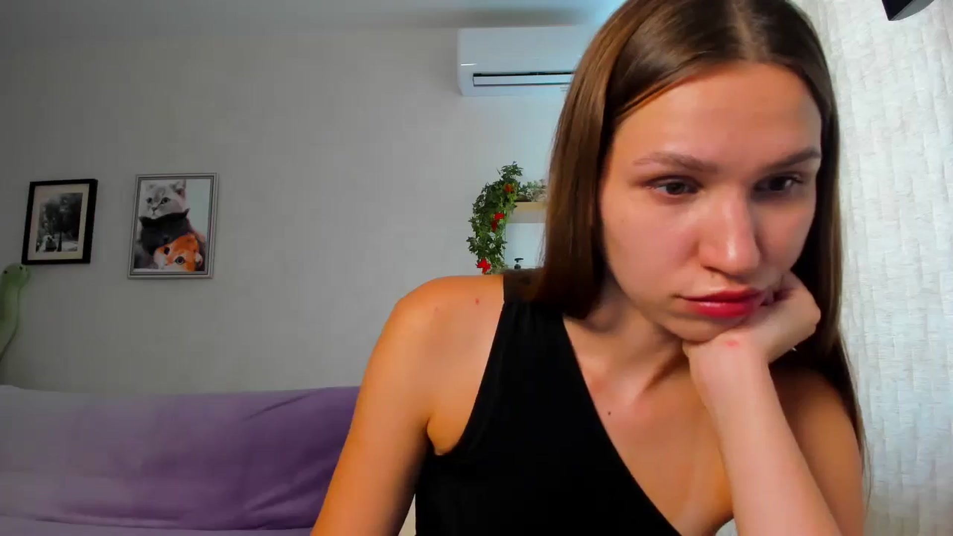 Gallery image thumbnail from WaveOfLove's myfreecams stream on, 07/15/2025, 11:47 image 15 of 20