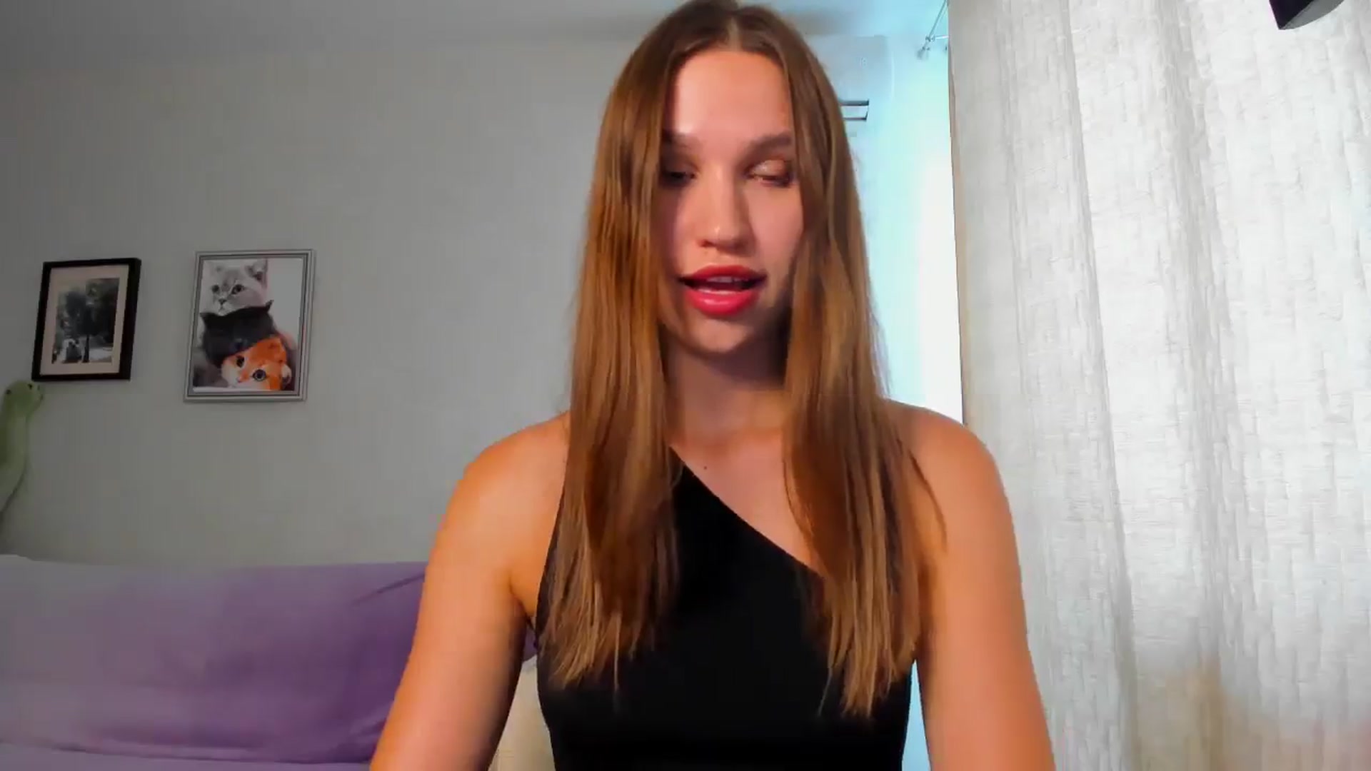 Gallery image thumbnail from WaveOfLove's myfreecams stream on, 07/15/2025, 11:47 image 14 of 20