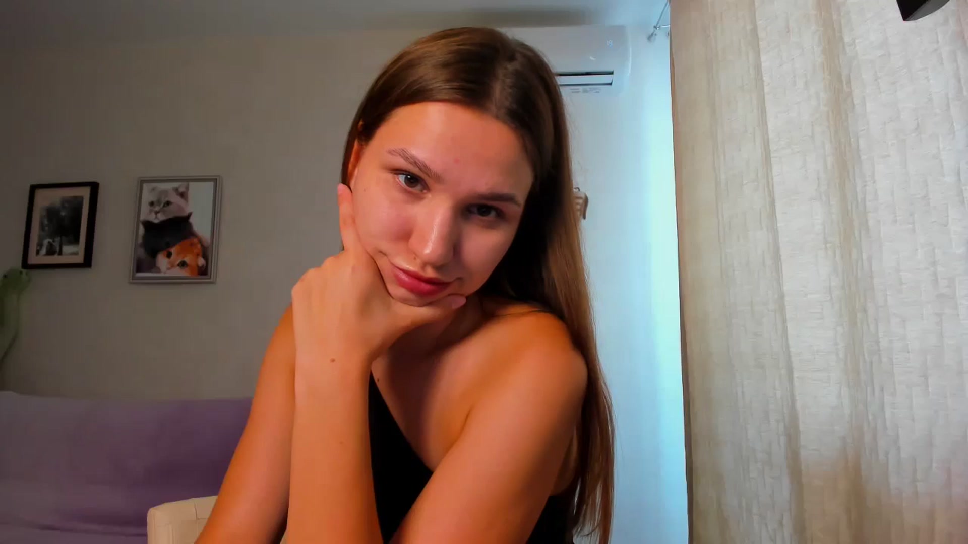 Gallery image thumbnail from WaveOfLove's myfreecams stream on, 07/15/2025, 11:47 image 11 of 20