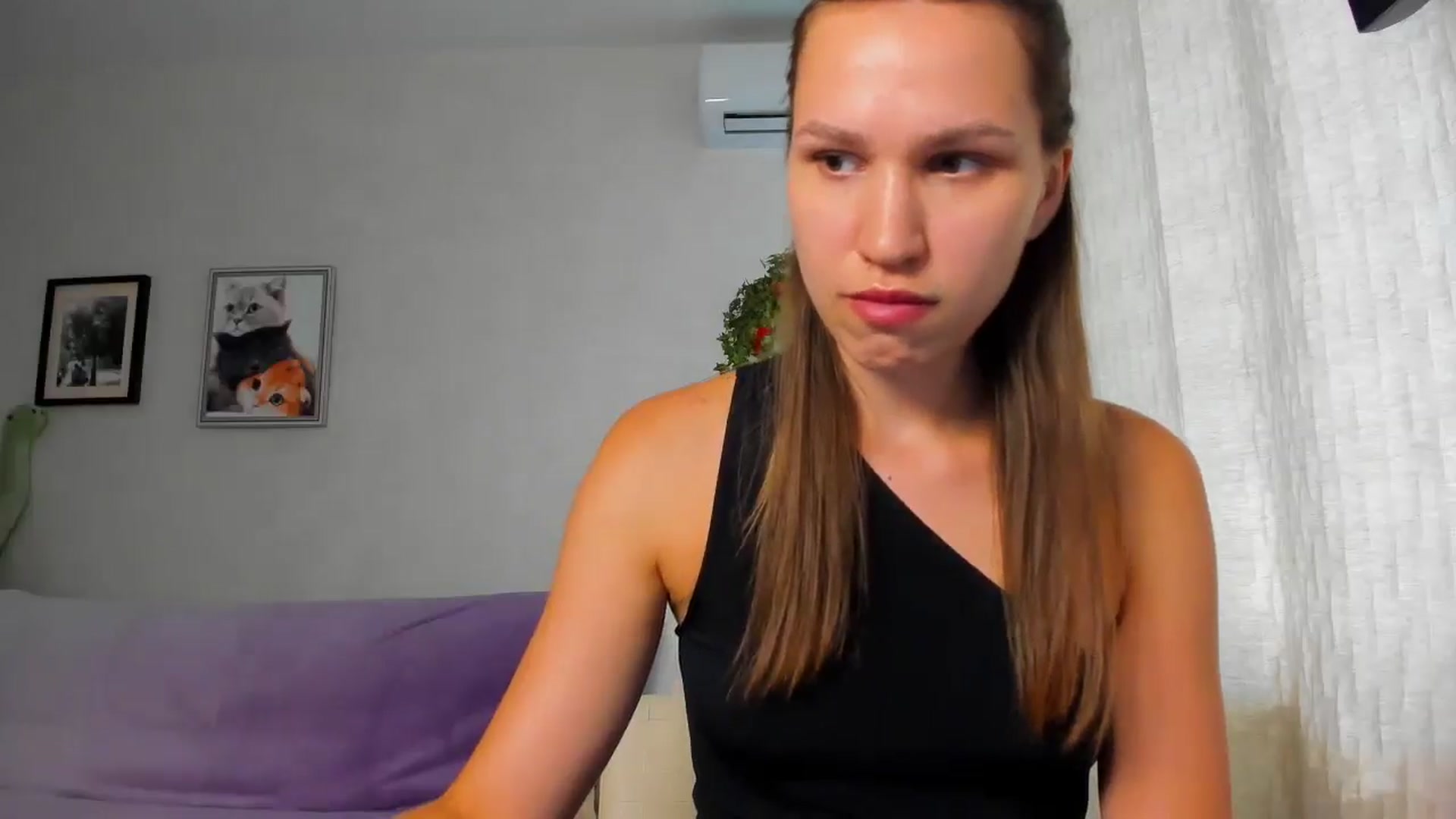 Gallery image thumbnail from WaveOfLove's myfreecams stream on, 07/15/2025, 13:05 image 8 of 20