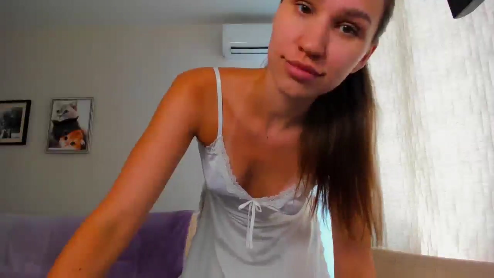 Gallery image thumbnail from WaveOfLove's myfreecams stream on, 07/23/2025, 12:52 image 12 of 20