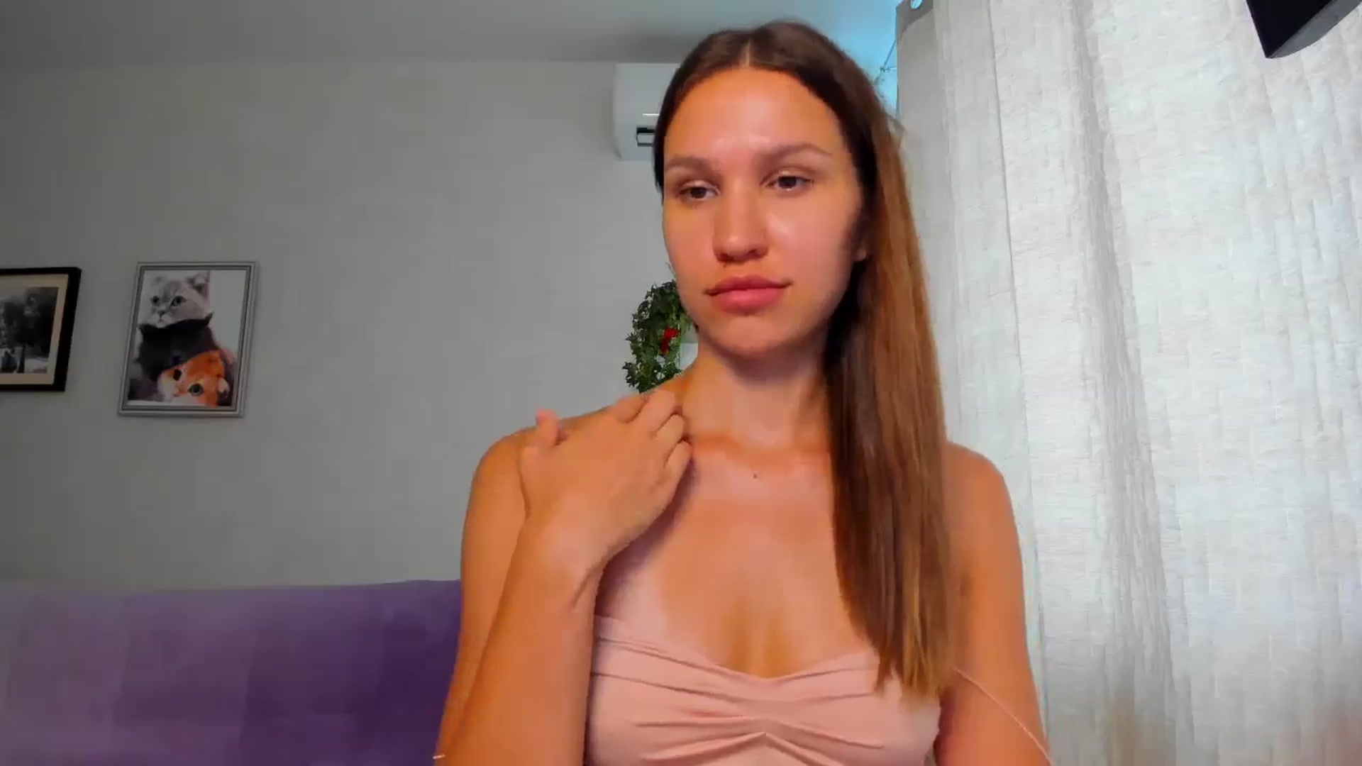 Gallery image thumbnail from WaveOfLove's myfreecams stream on, 07/24/2025, 08:07 image 20 of 20