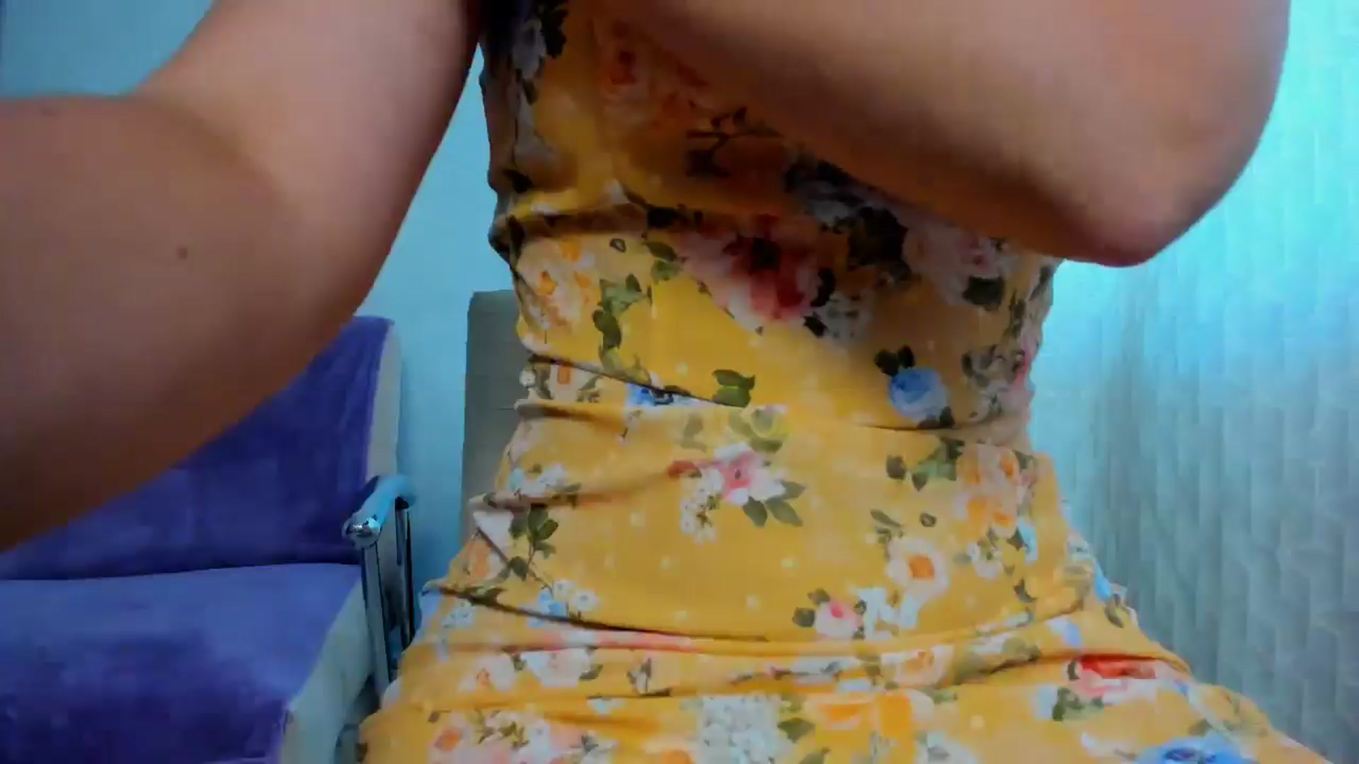 Gallery image thumbnail from WaveOfLove's myfreecams stream on, 07/25/2025, 10:13 image 20 of 20