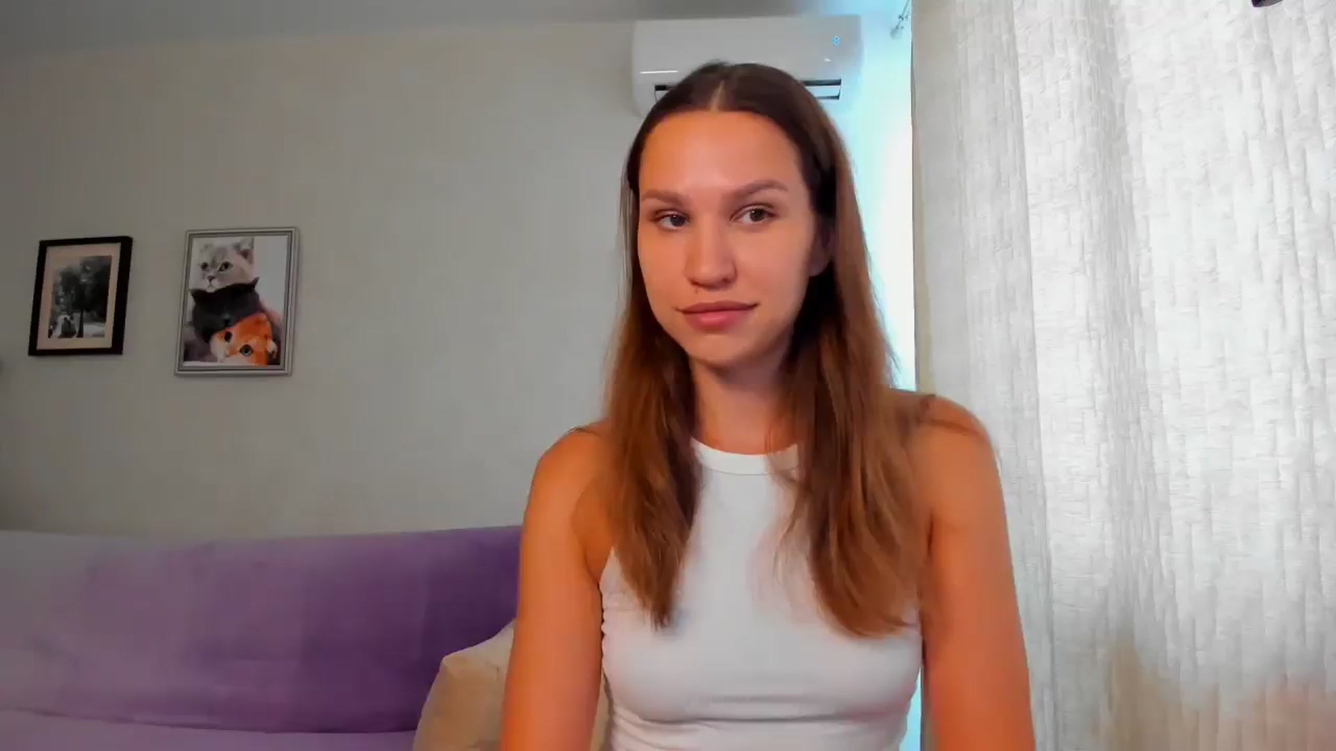 Gallery image thumbnail from WaveOfLove's myfreecams stream on, 07/31/2025, 11:31 image 1 of 20