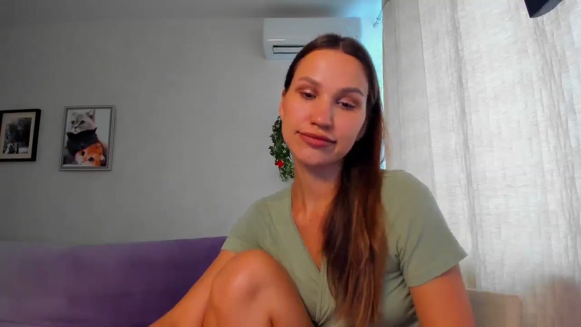 Gallery image thumbnail from WaveOfLove's myfreecams stream on, 08/26/2025, 12:10 image 10 of 20
