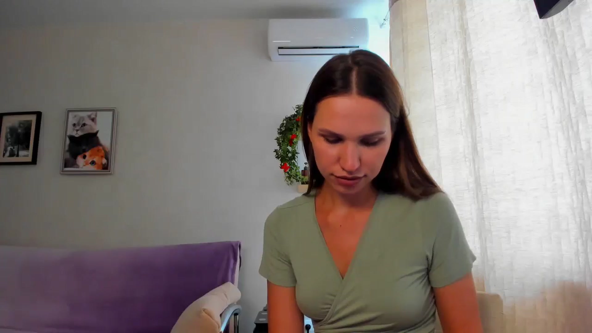 Gallery image thumbnail from WaveOfLove's myfreecams stream on, 08/26/2025, 12:10 image 3 of 20