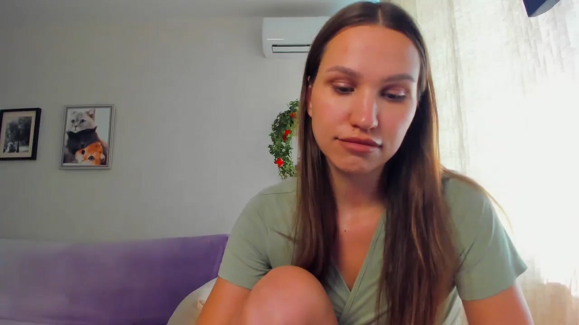 Gallery image thumbnail from WaveOfLove's myfreecams stream on, 08/26/2025, 12:51 image 3 of 20