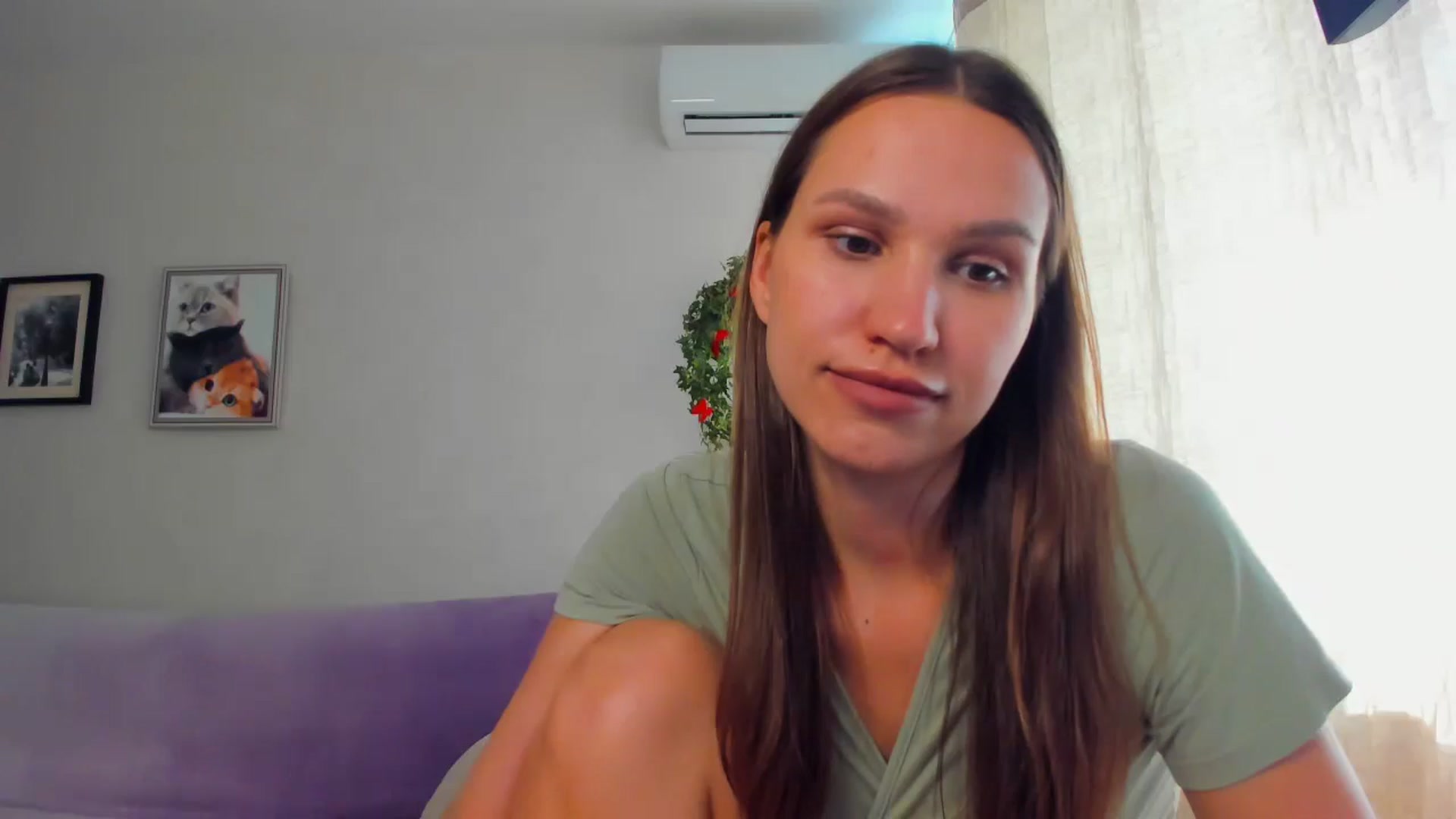 Gallery image thumbnail from WaveOfLove's myfreecams stream on, 08/26/2025, 12:51 image 5 of 20