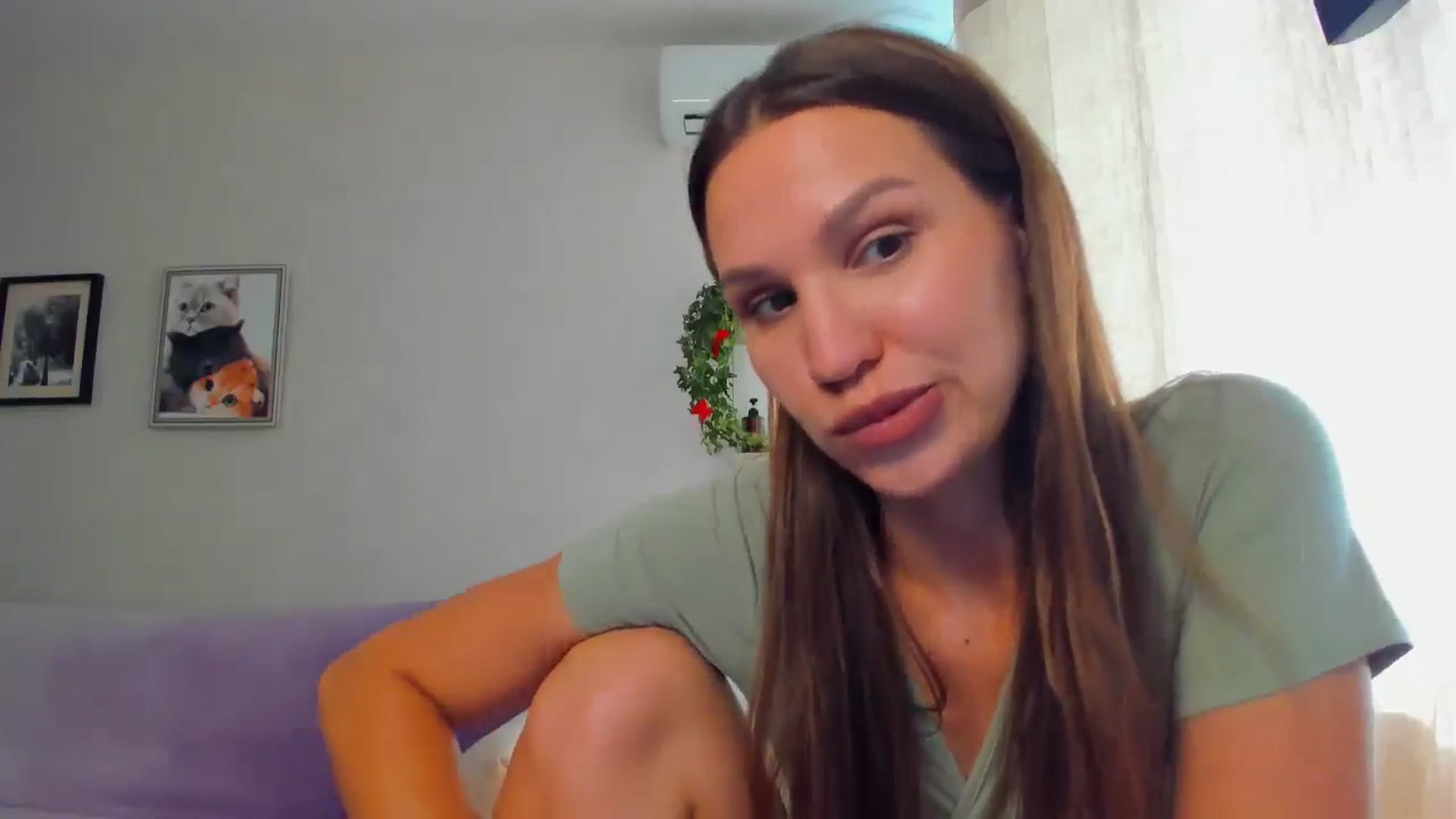 Gallery image thumbnail from WaveOfLove's myfreecams stream on, 08/26/2025, 12:51 image 4 of 20