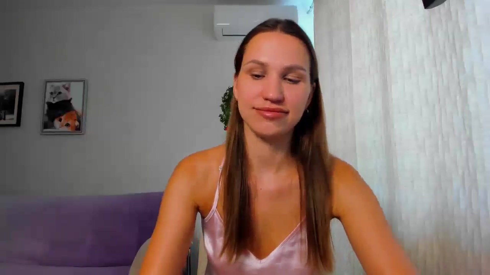 Gallery image thumbnail from WaveOfLove's myfreecams stream on, 08/28/2025, 11:58 image 6 of 20