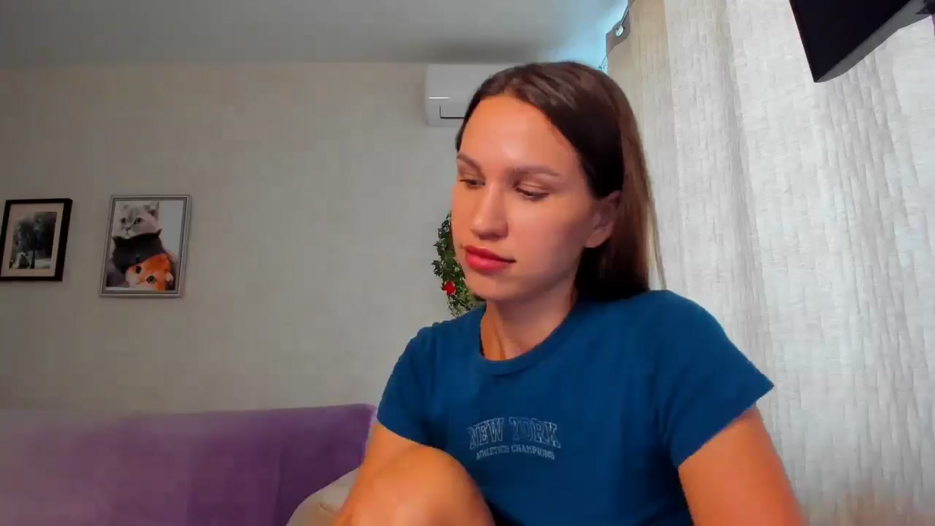 Gallery image thumbnail from WaveOfLove's myfreecams stream on, 08/30/2025, 10:27 image 16 of 20