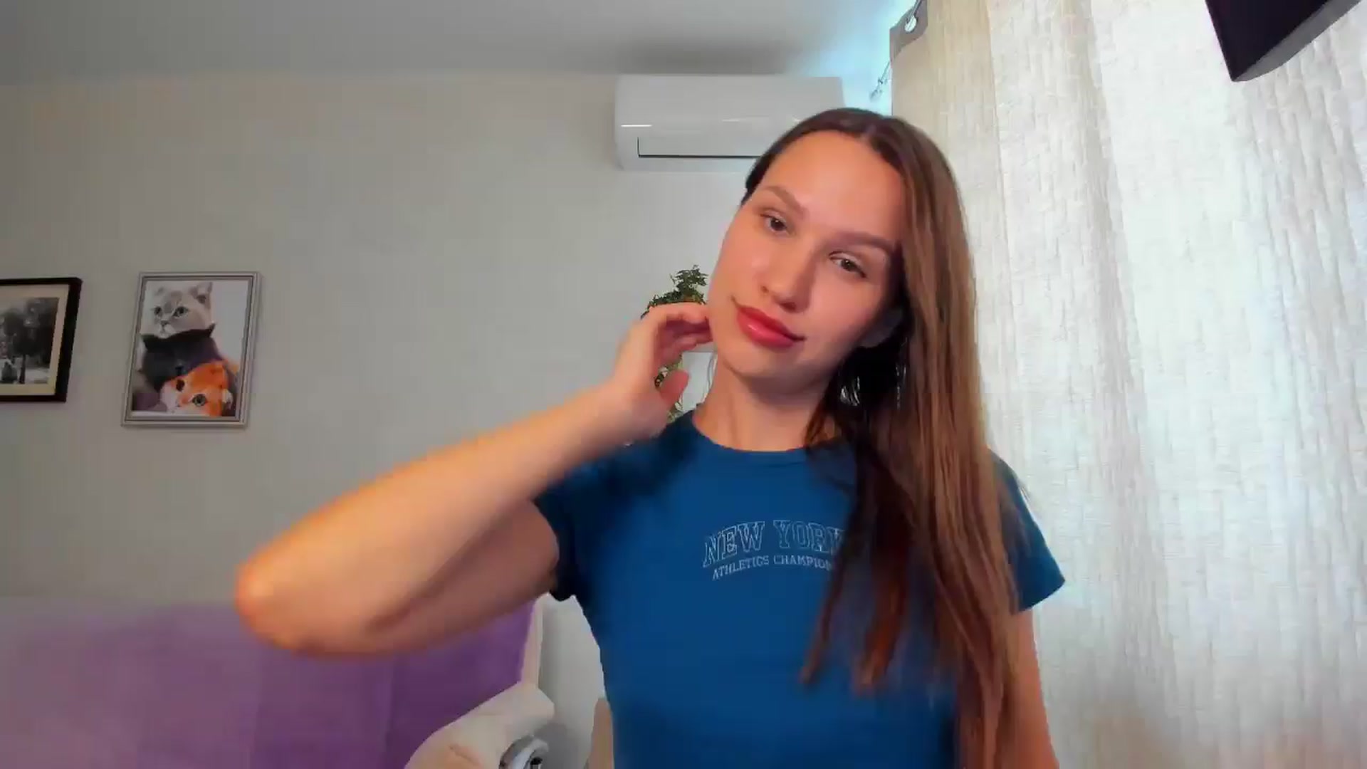 Gallery image thumbnail from WaveOfLove's myfreecams stream on, 08/30/2025, 10:27 image 1 of 20
