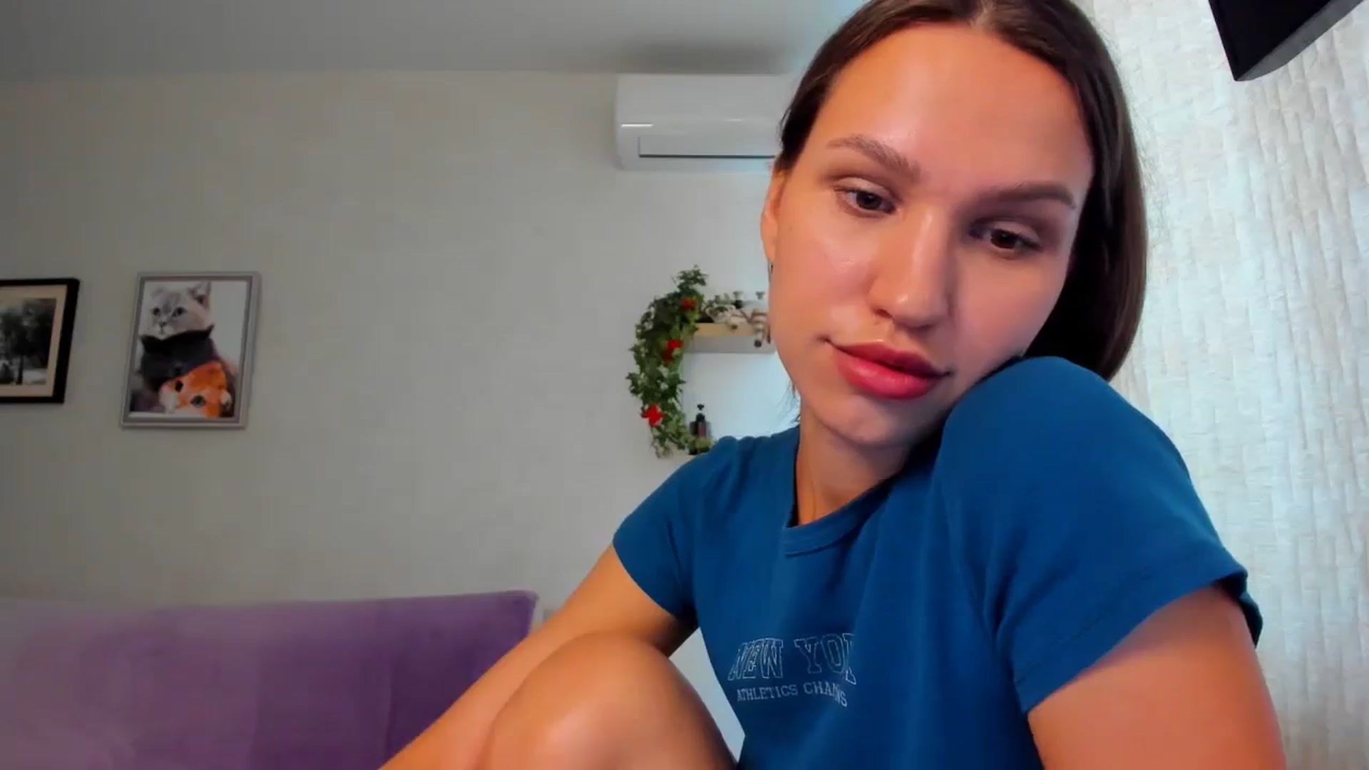 Gallery image thumbnail from WaveOfLove's myfreecams stream on, 08/30/2025, 10:27 image 10 of 20