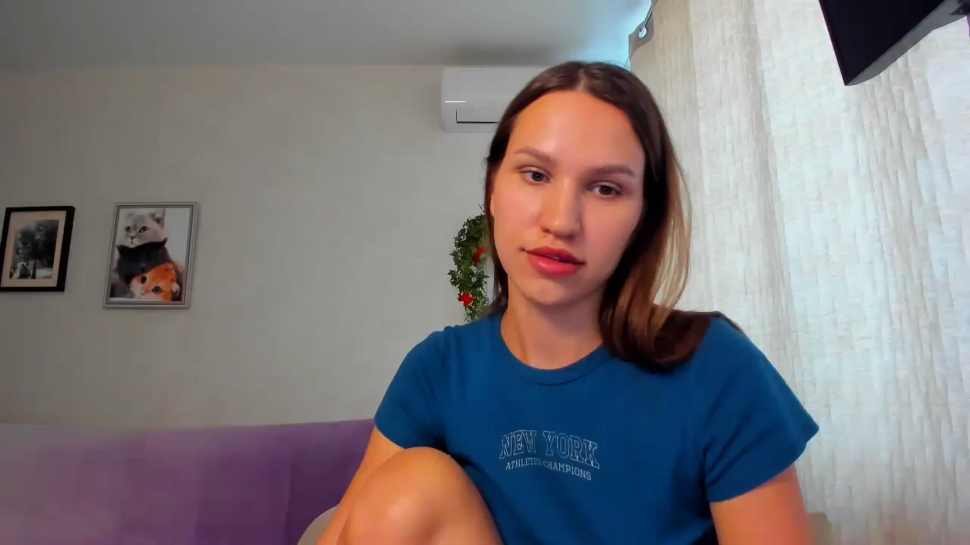 Gallery image thumbnail from WaveOfLove's myfreecams stream on, 08/30/2025, 10:27 image 15 of 20
