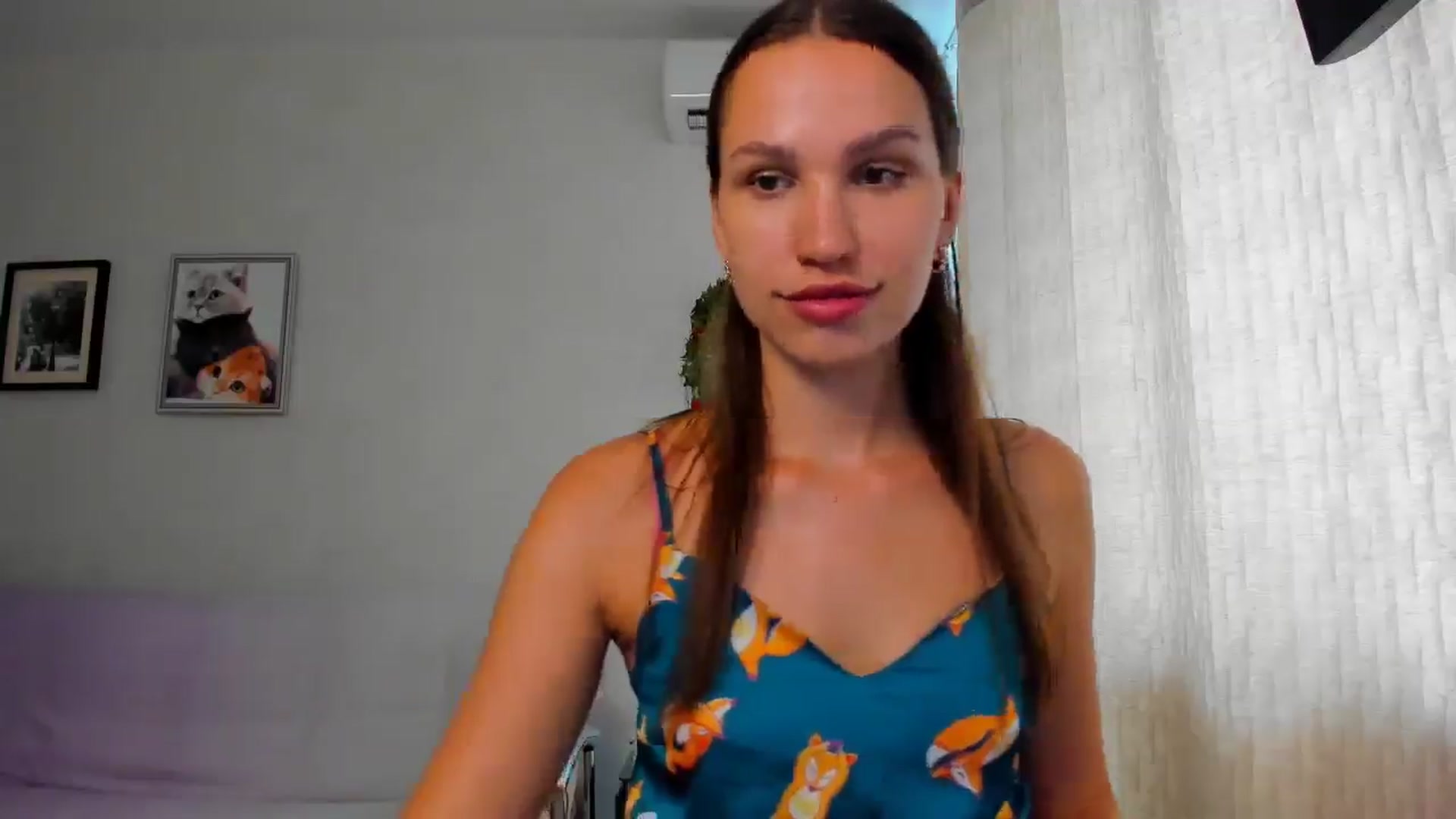 Gallery image thumbnail from WaveOfLove's myfreecams stream on, 09/03/2025, 12:33 image 15 of 20