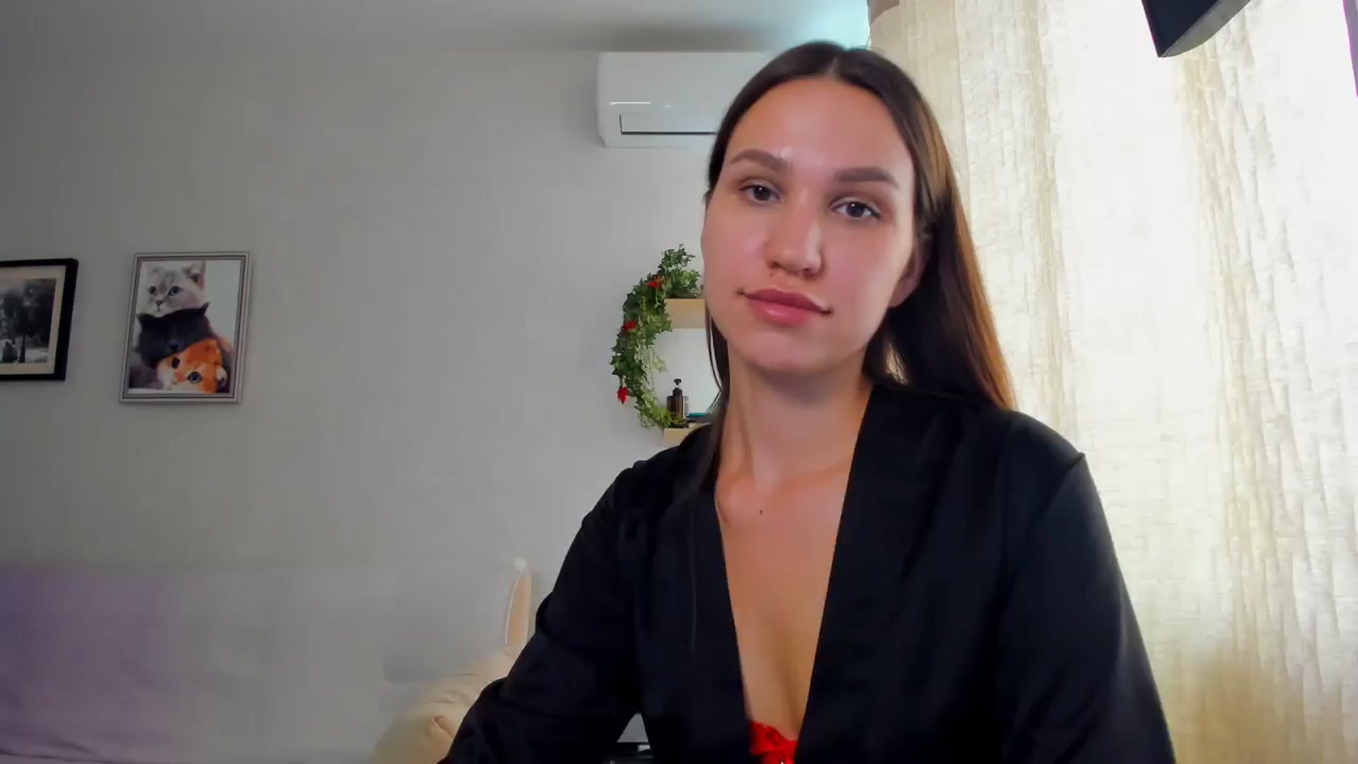 Gallery image thumbnail from WaveOfLove's myfreecams stream on, 10/14/2025, 12:47 image 19 of 20
