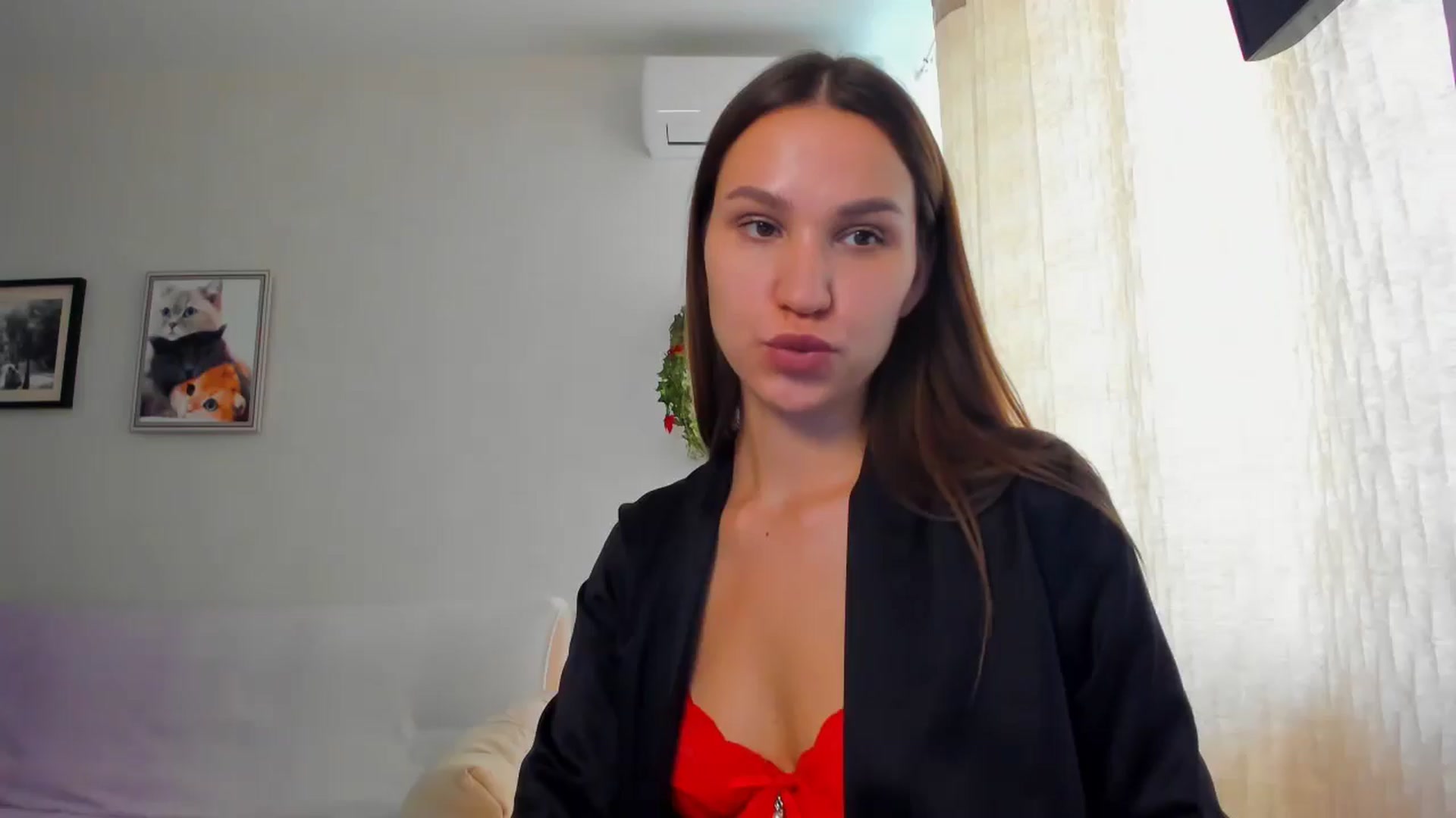Gallery image thumbnail from WaveOfLove's myfreecams stream on, 10/14/2025, 12:47 image 6 of 20
