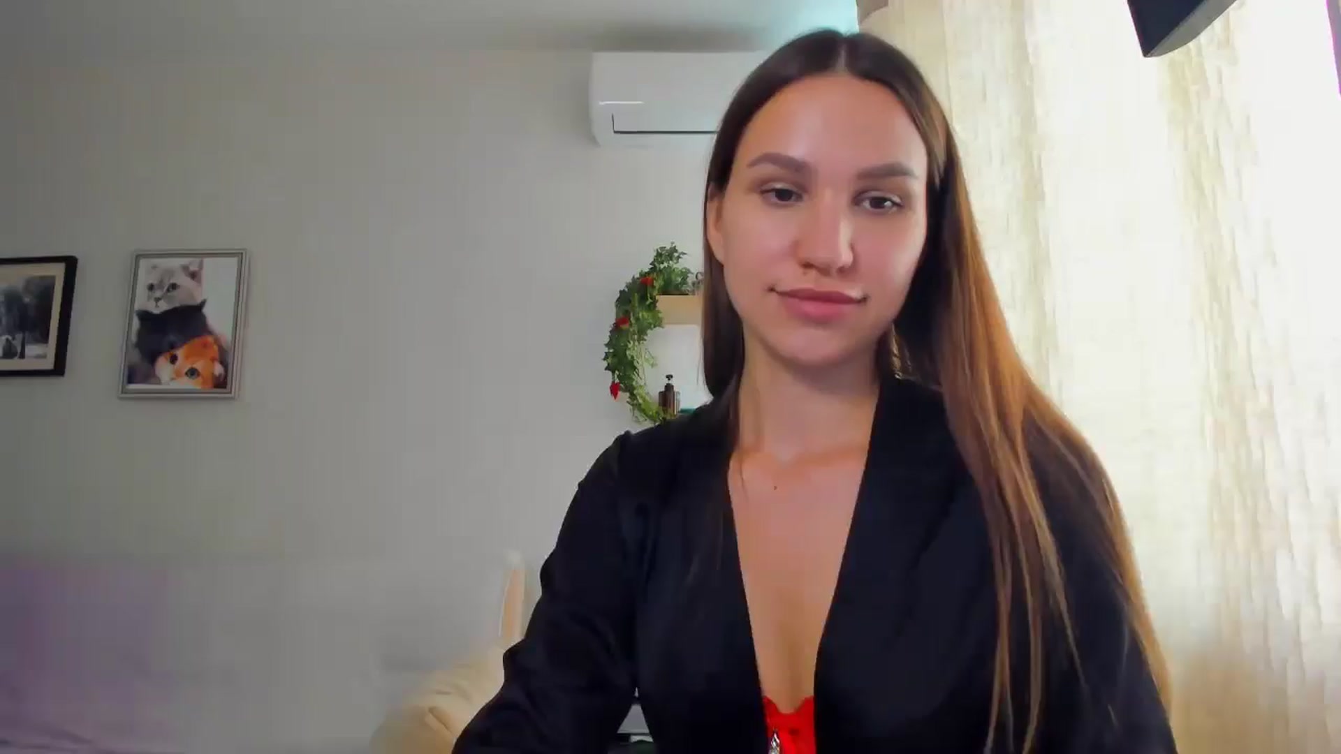 Gallery image thumbnail from WaveOfLove's myfreecams stream on, 10/14/2025, 12:47 image 20 of 20