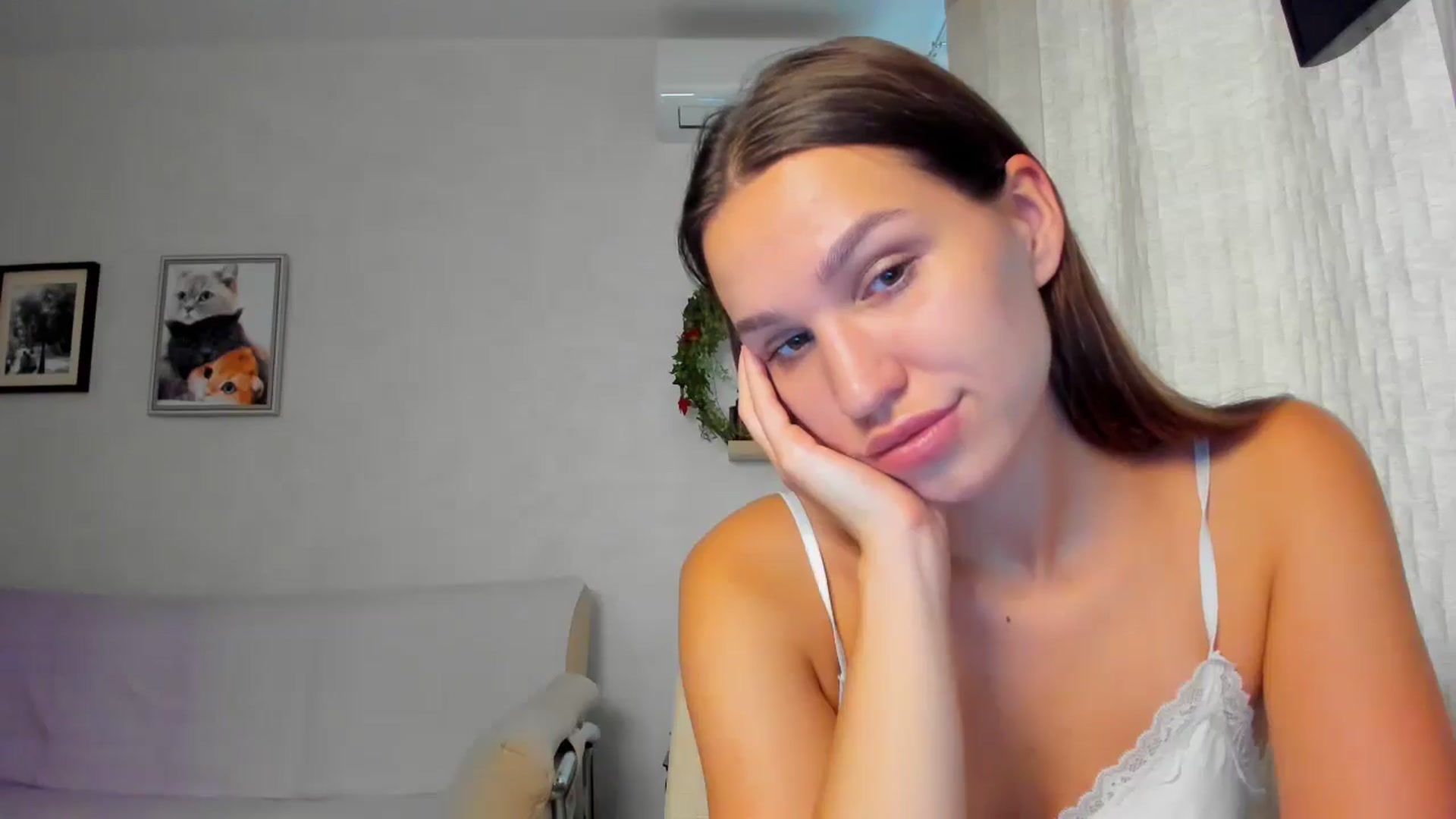 Gallery image thumbnail from WaveOfLove's myfreecams stream on, 10/15/2025, 11:03 image 11 of 20