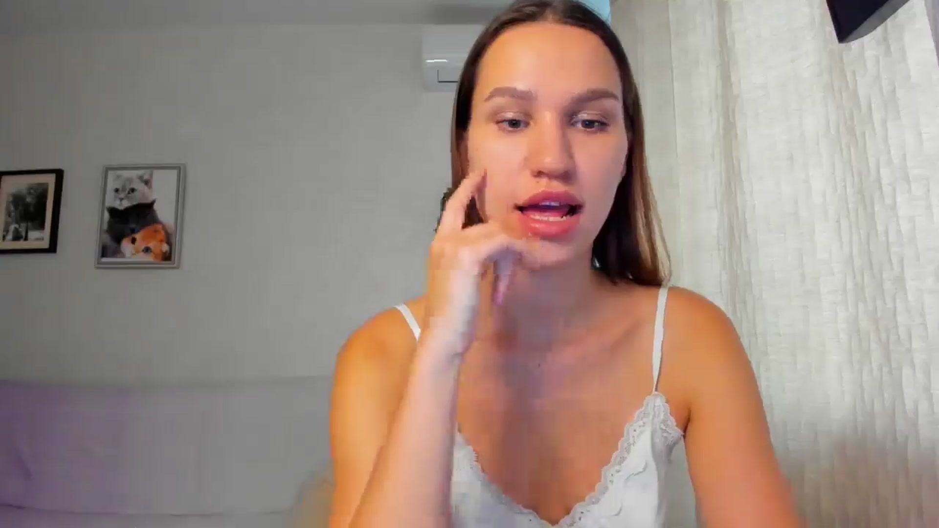 Gallery image thumbnail from WaveOfLove's myfreecams stream on, 10/15/2025, 11:03 image 15 of 20