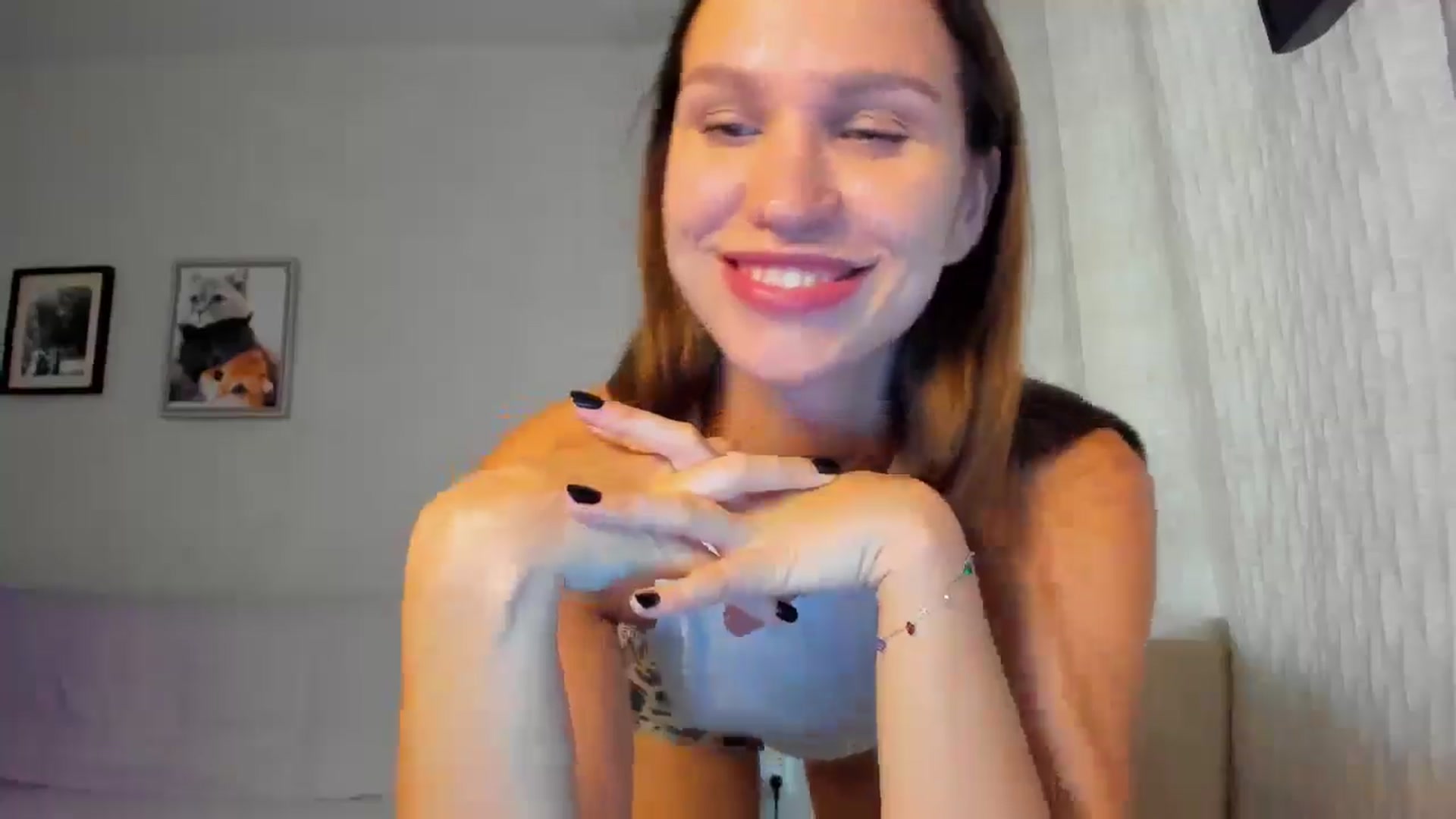 Gallery image thumbnail from WaveOfLove's myfreecams stream on, 10/27/2025, 13:21 image 4 of 20