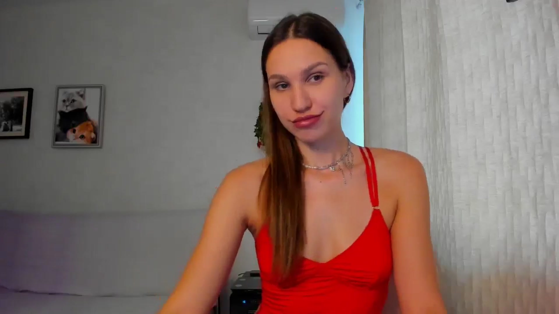 Gallery image thumbnail from WaveOfLove's myfreecams stream on, 10/29/2025, 11:31 image 3 of 20