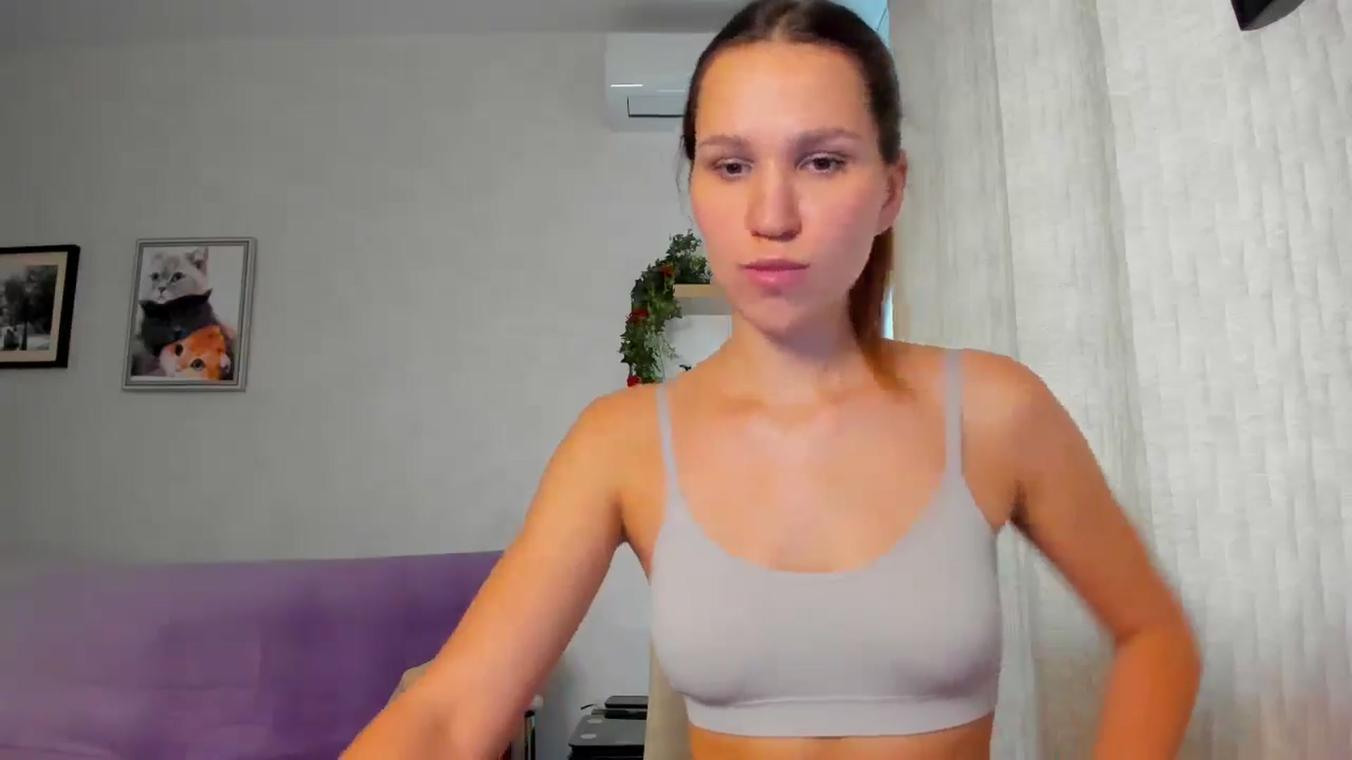 Gallery image thumbnail from WaveOfLove's myfreecams stream on, 11/07/2025, 11:29 image 9 of 20