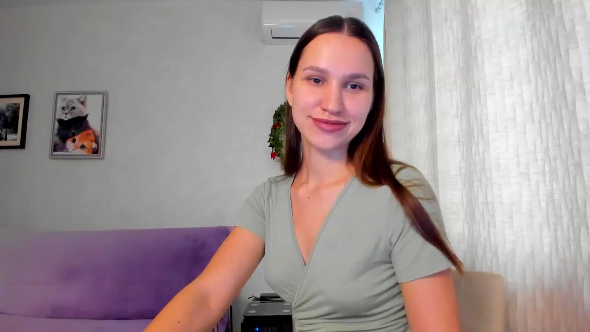Gallery image thumbnail from WaveOfLove's myfreecams stream on, 11/14/2025, 10:11 image 5 of 20