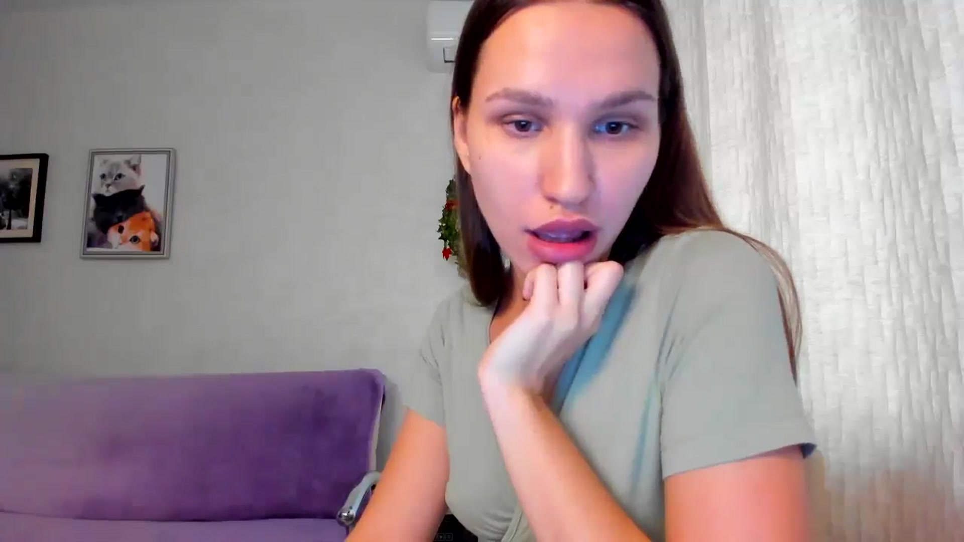 Gallery image thumbnail from WaveOfLove's myfreecams stream on, 11/14/2025, 10:11 image 6 of 20