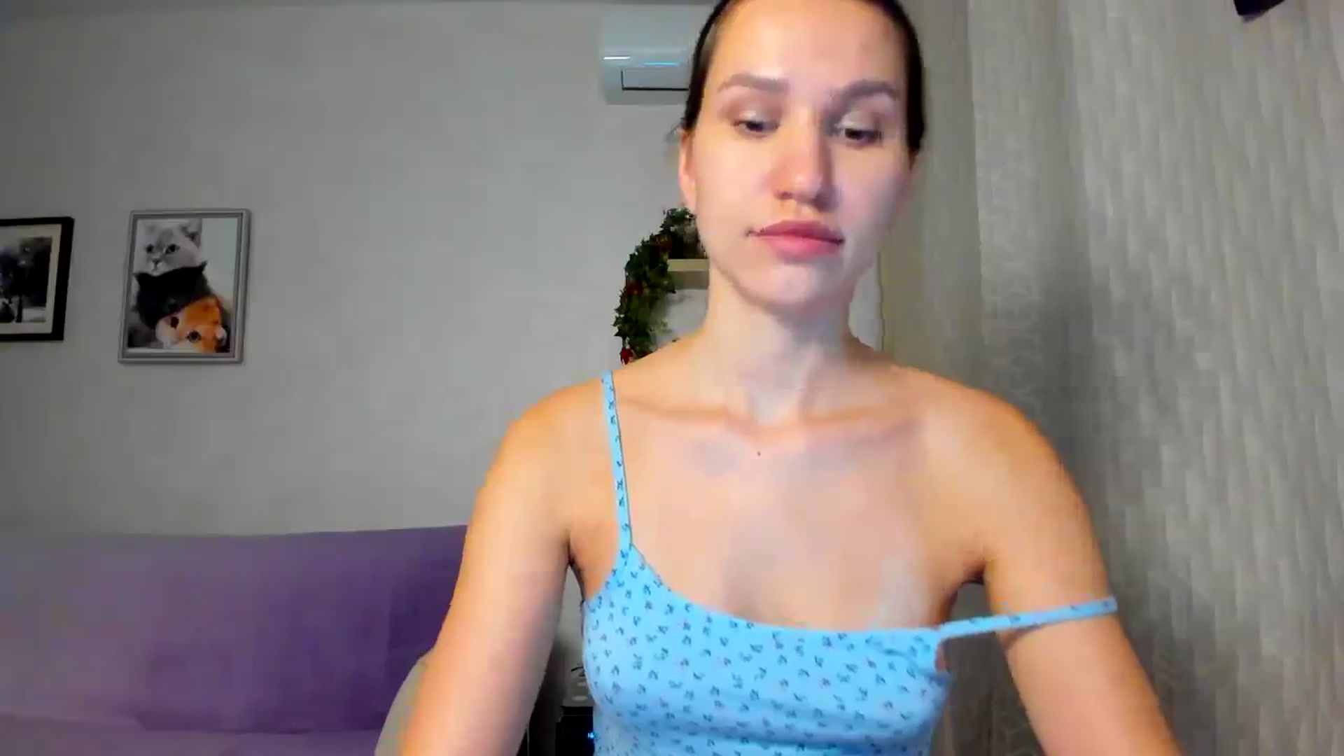 Gallery image thumbnail from WaveOfLove's myfreecams stream on, 11/21/2025, 13:36 image 11 of 20