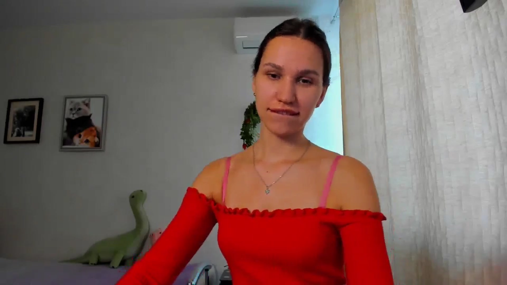 Gallery image thumbnail from WaveOfLove's myfreecams stream on, 11/26/2025, 10:22 image 15 of 20