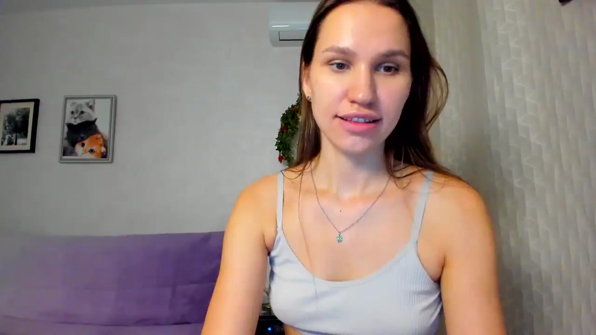 Gallery image thumbnail from WaveOfLove's myfreecams stream on, 12/01/2025, 13:31 image 17 of 20