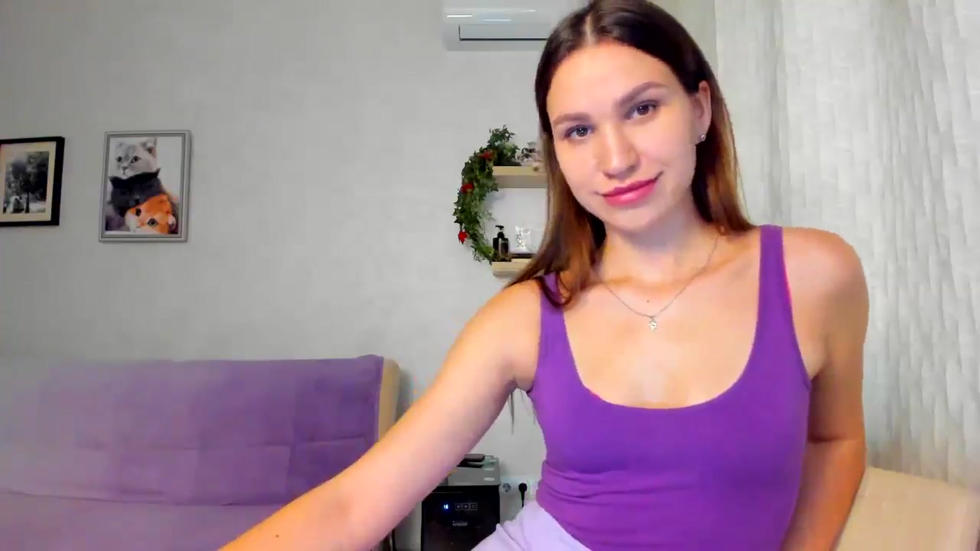 Gallery image thumbnail from WaveOfLove's myfreecams stream on, 12/03/2025, 11:05 image 5 of 20