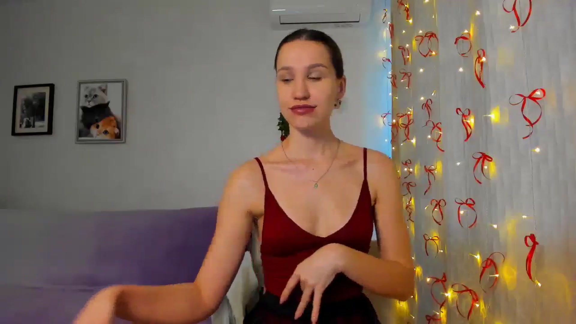 Gallery image thumbnail from WaveOfLove's myfreecams stream on, 12/09/2025, 11:18 image 17 of 20