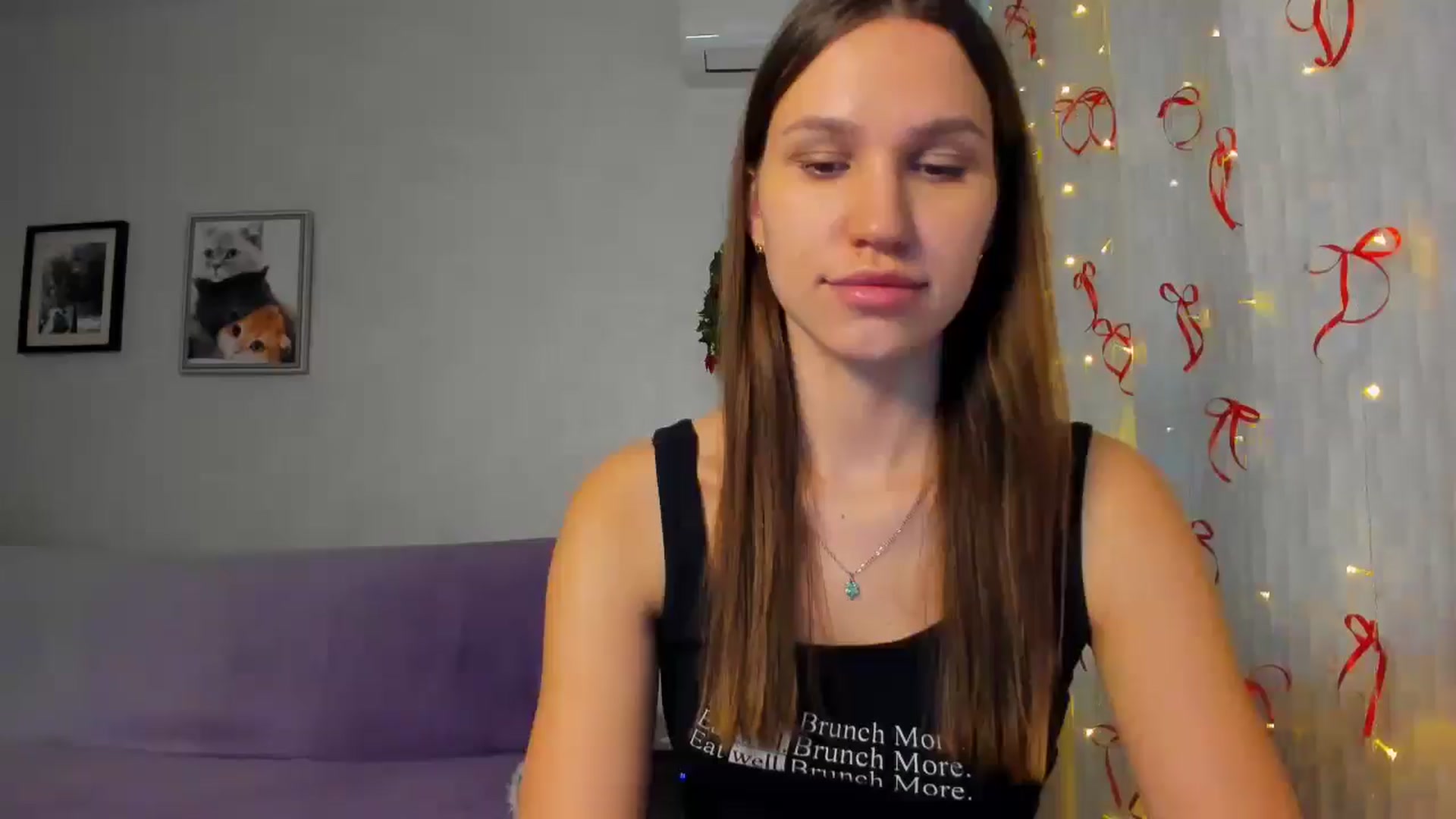 Gallery image thumbnail from WaveOfLove's myfreecams stream on, 12/10/2025, 10:25 image 8 of 20