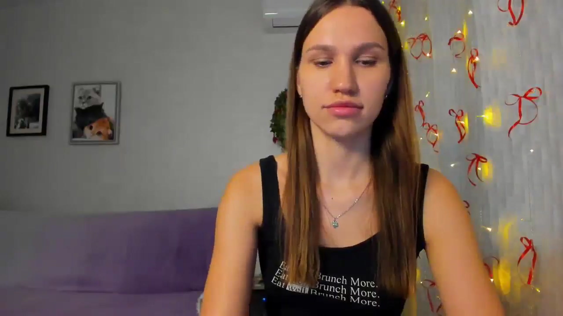 Gallery image thumbnail from WaveOfLove's myfreecams stream on, 12/10/2025, 10:25 image 7 of 20