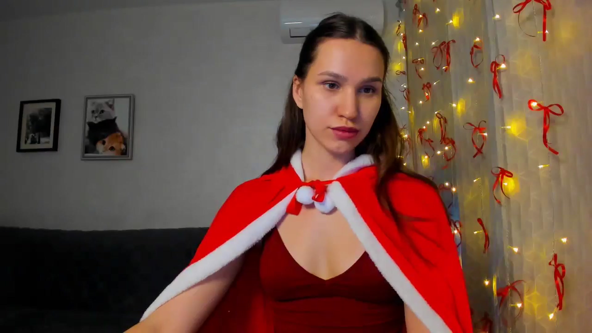Gallery image thumbnail from WaveOfLove's myfreecams stream on, 12/25/2025, 13:15 image 7 of 20
