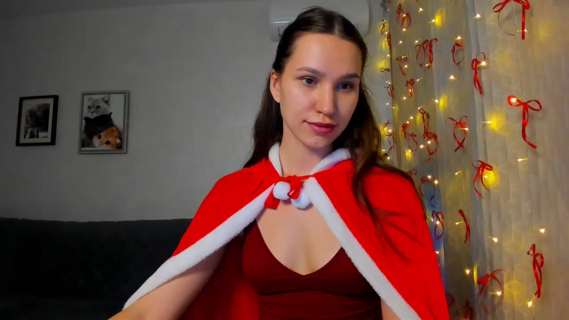 Gallery image thumbnail from WaveOfLove's myfreecams stream on, 12/25/2025, 13:15 image 6 of 20