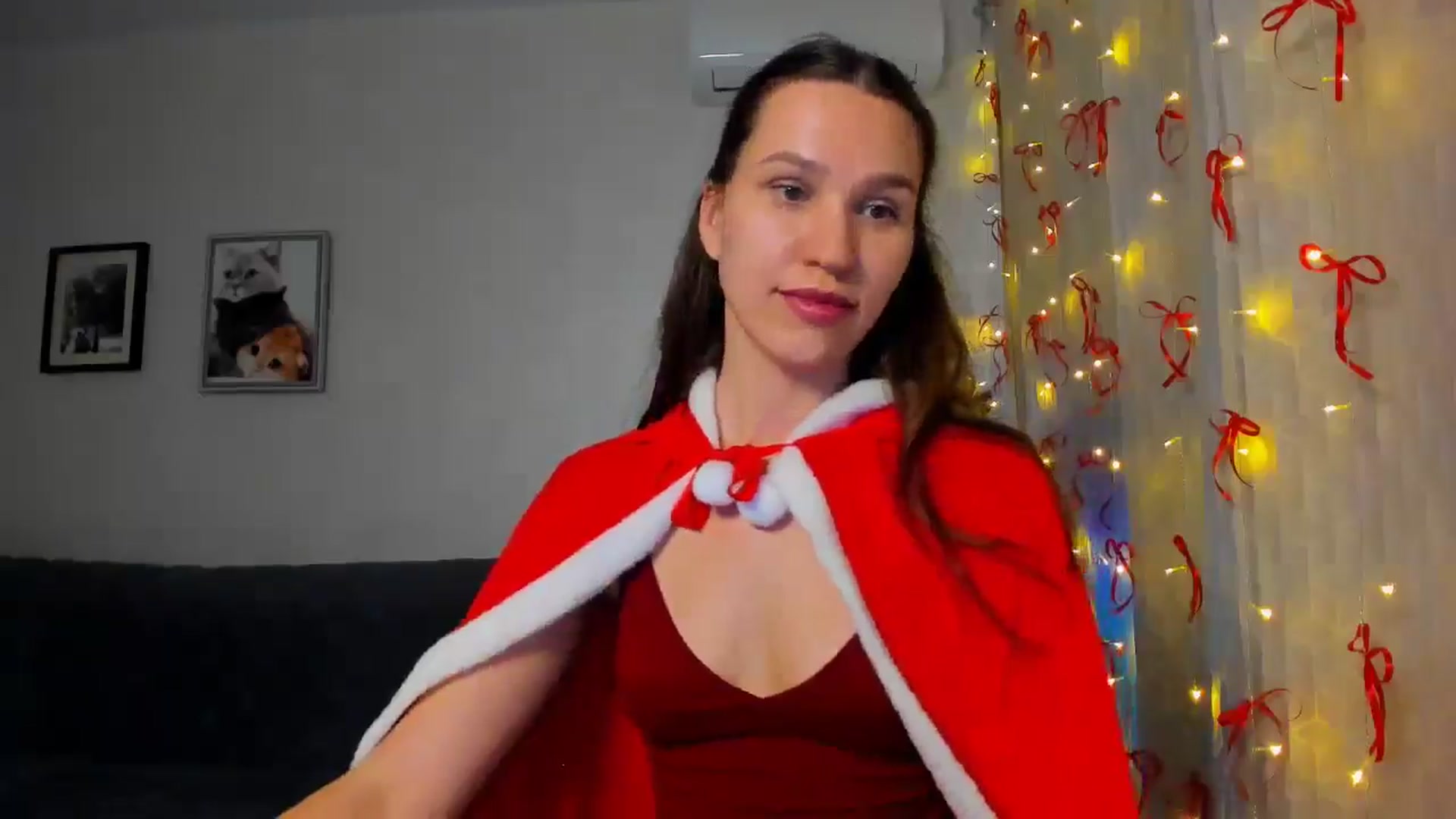 Gallery image thumbnail from WaveOfLove's myfreecams stream on, 12/25/2025, 13:15 image 5 of 20