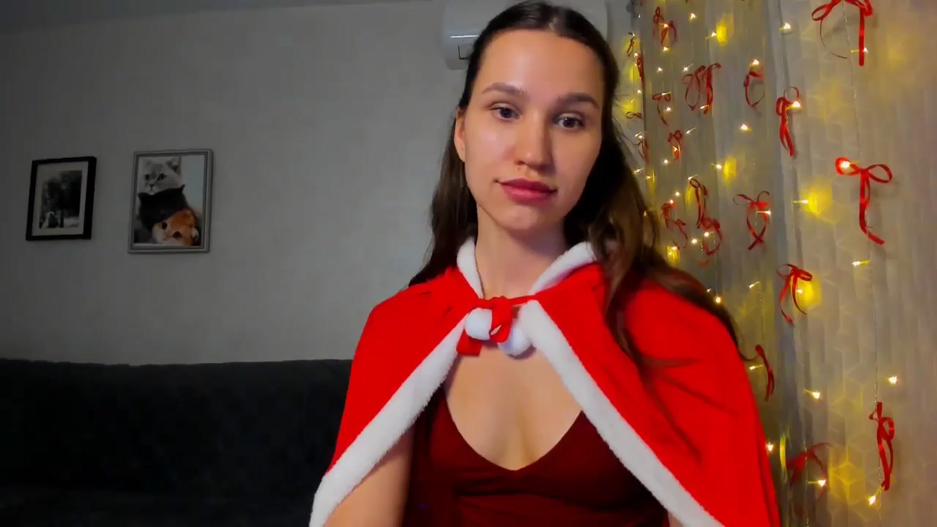 Gallery image thumbnail from WaveOfLove's myfreecams stream on, 12/25/2025, 13:15 image 9 of 20