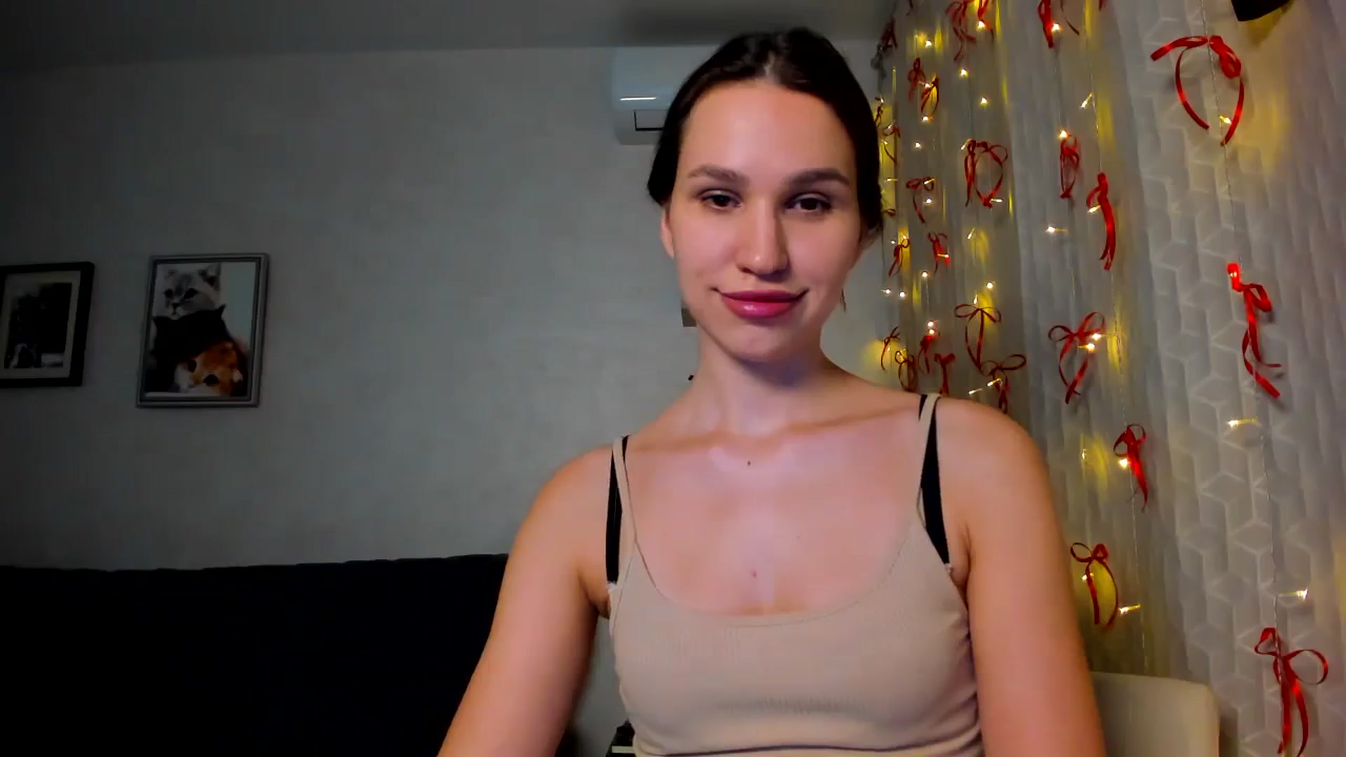 Gallery image thumbnail from WaveOfLove's myfreecams stream on, 01/23/2026, 14:57 image 14 of 20