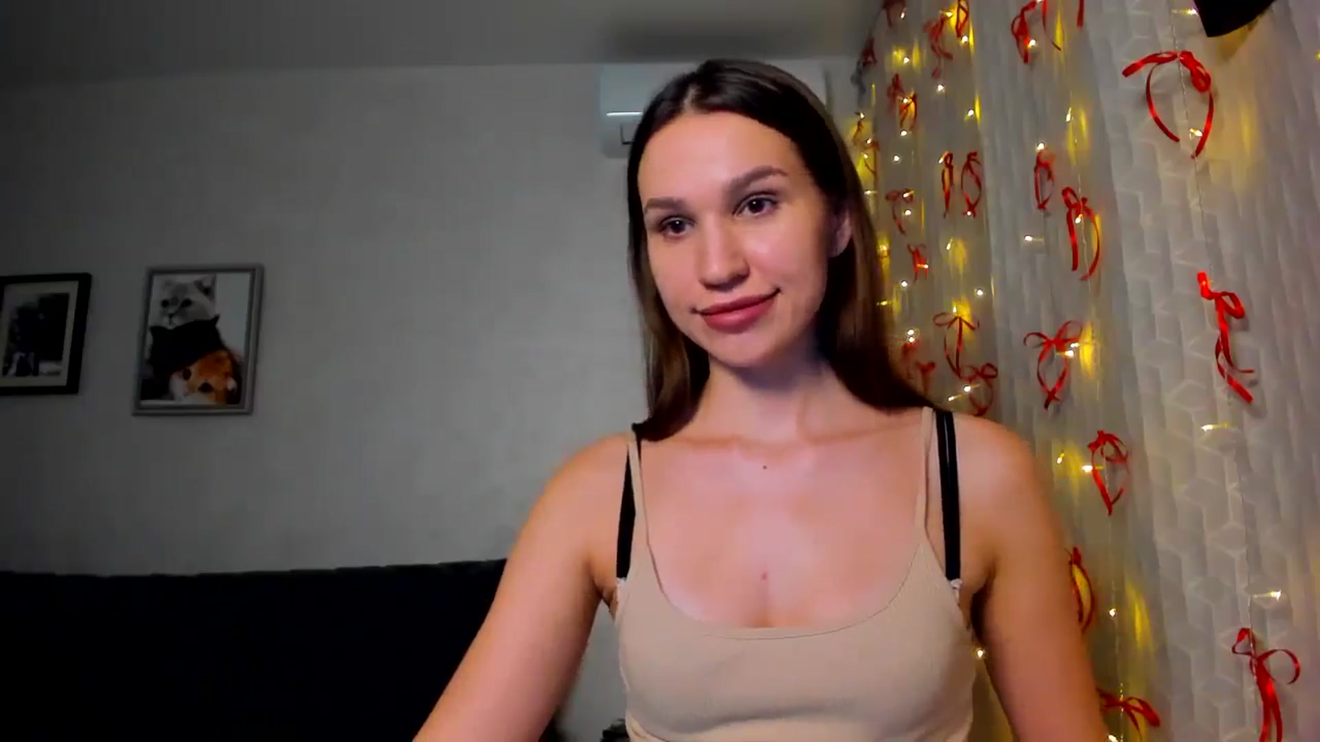Gallery image thumbnail from WaveOfLove's myfreecams stream on, 01/23/2026, 17:04 image 16 of 20