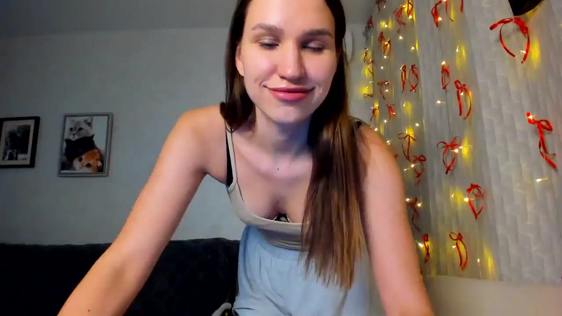 Gallery image thumbnail from WaveOfLove's myfreecams stream on, 01/23/2026, 17:04 image 2 of 20