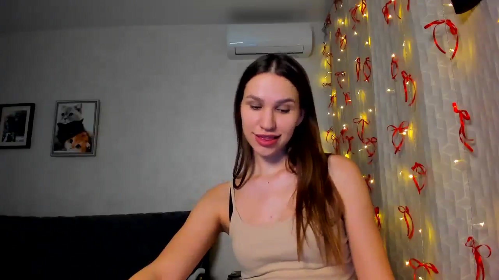 Gallery image thumbnail from WaveOfLove's myfreecams stream on, 01/23/2026, 17:04 image 18 of 20