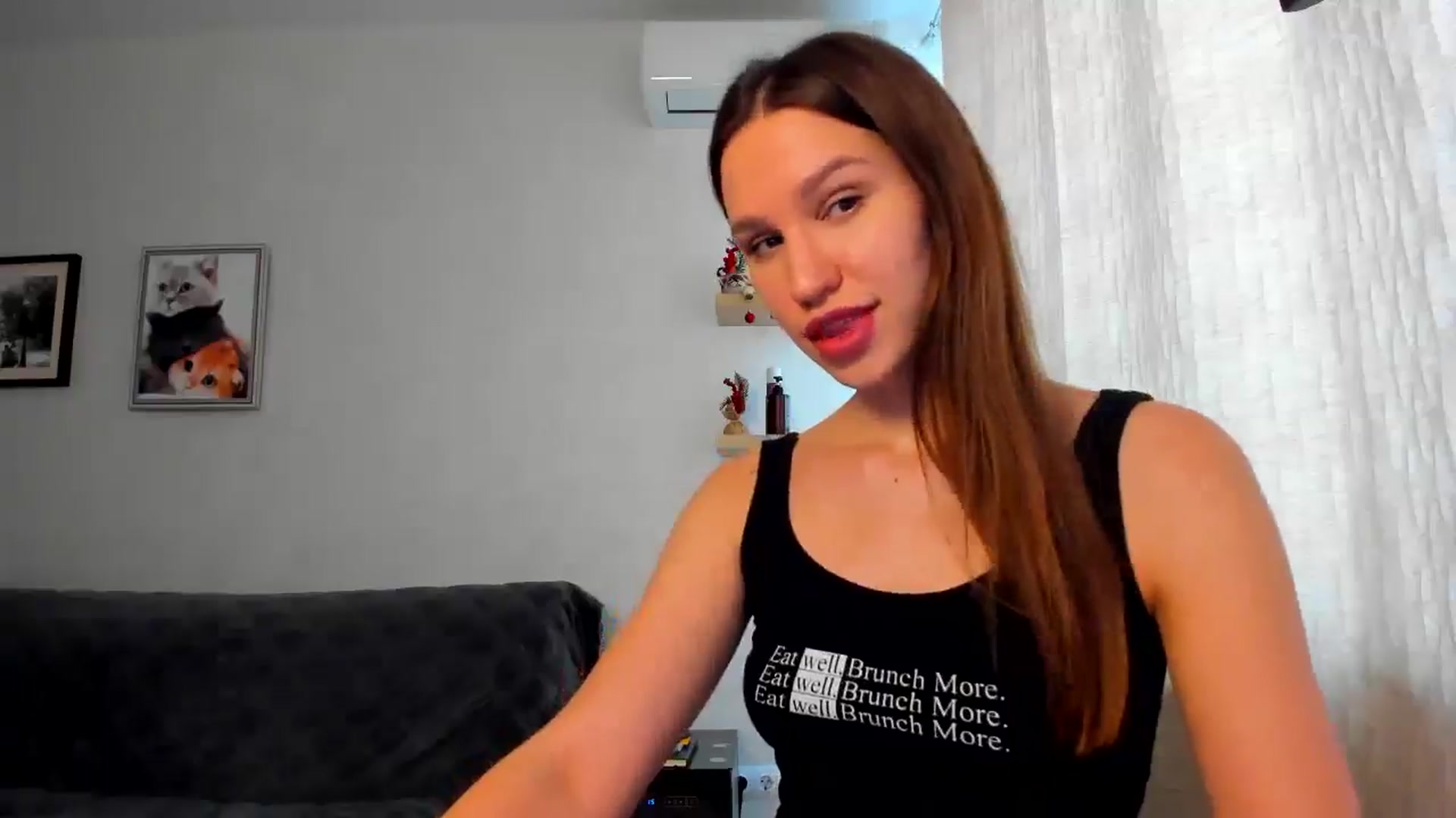 Gallery image thumbnail from WaveOfLove's myfreecams stream on, 02/02/2026, 11:13 image 20 of 20