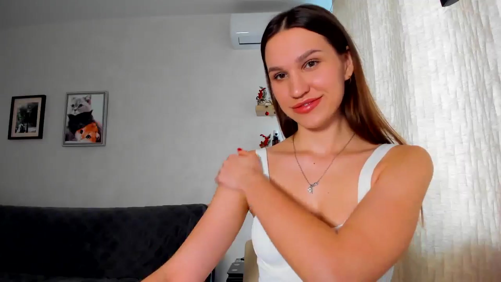 Gallery image thumbnail from WaveOfLove's myfreecams stream on, 02/19/2026, 13:00 image 4 of 20